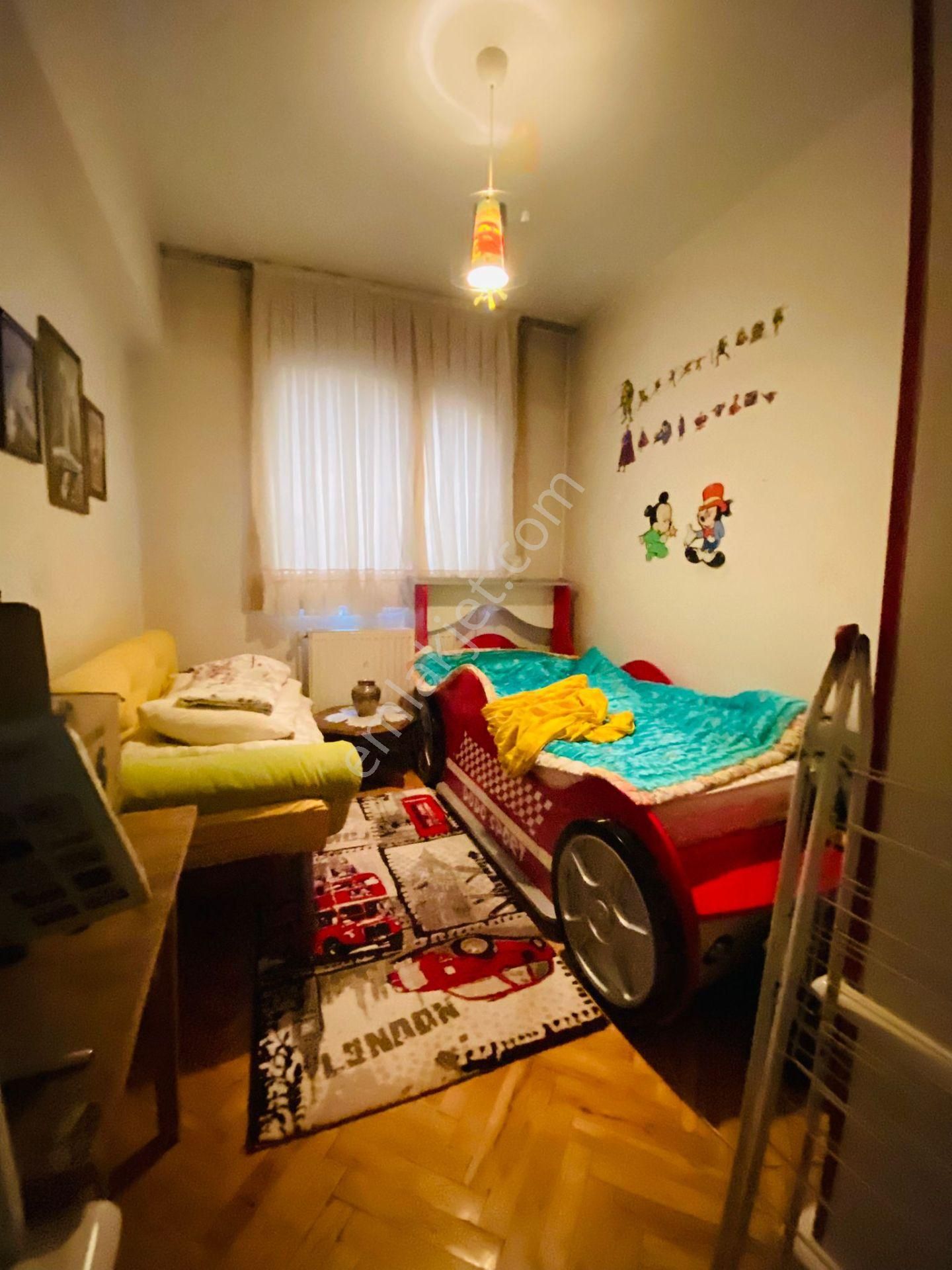 Şafaktepe'de Giriş Katta Eşyalı Satılık Yatırıma Uygun 3+1 Satılık Daire !!! - Görsel 10