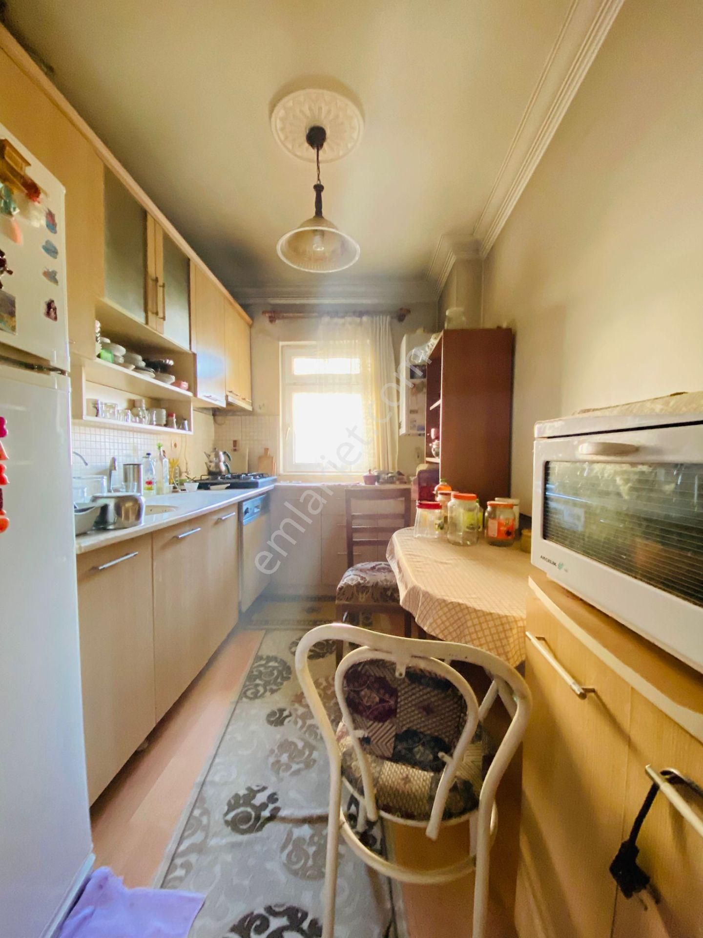 Şafaktepe'de Giriş Katta Eşyalı Satılık Yatırıma Uygun 3+1 Satılık Daire !!! - Görsel 16