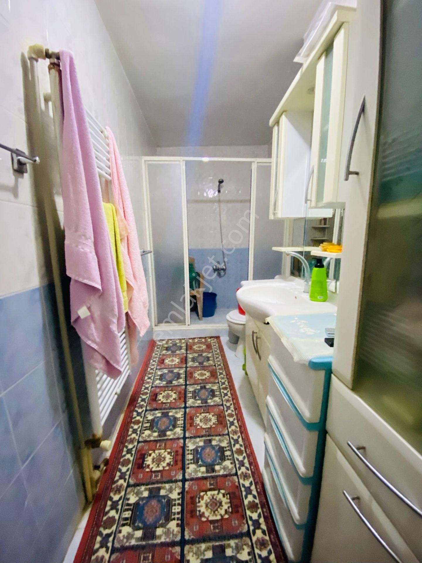 Şafaktepe'de Giriş Katta Eşyalı Satılık Yatırıma Uygun 3+1 Satılık Daire !!! - Görsel 20