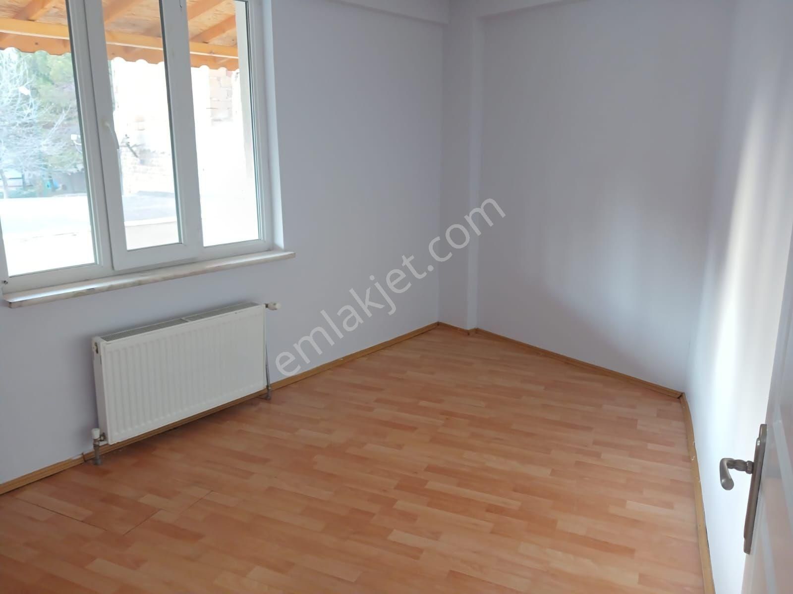 Hilal Akın Emlak’tan Yeşiltepe Mahallesi’nde Üniversiteye Yakın Kiralık 2+1 Daire - Görsel 9