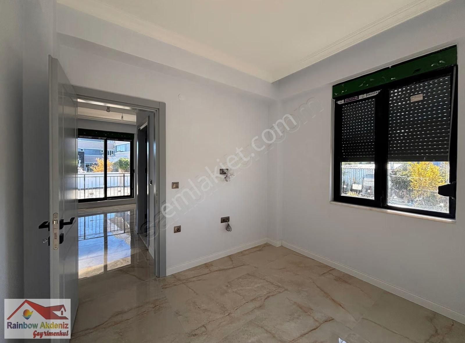 Ilıca Merkezde Yeni 1+1 Amerikan Mutfak Daire!!!!!