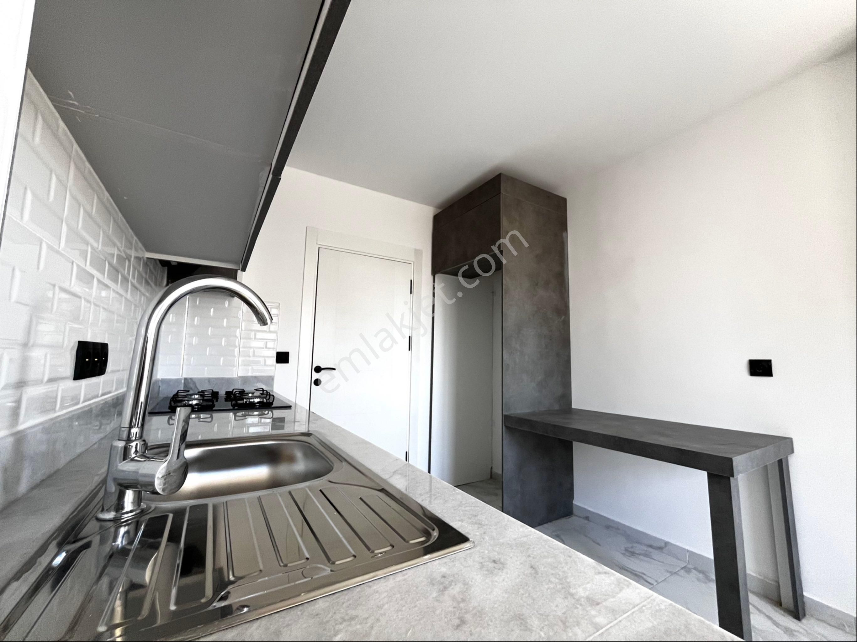 V.aydoğmuş Mah. Tramvaya Yakın Asansörlü İskanlı 2+1 Daire - Görsel 4