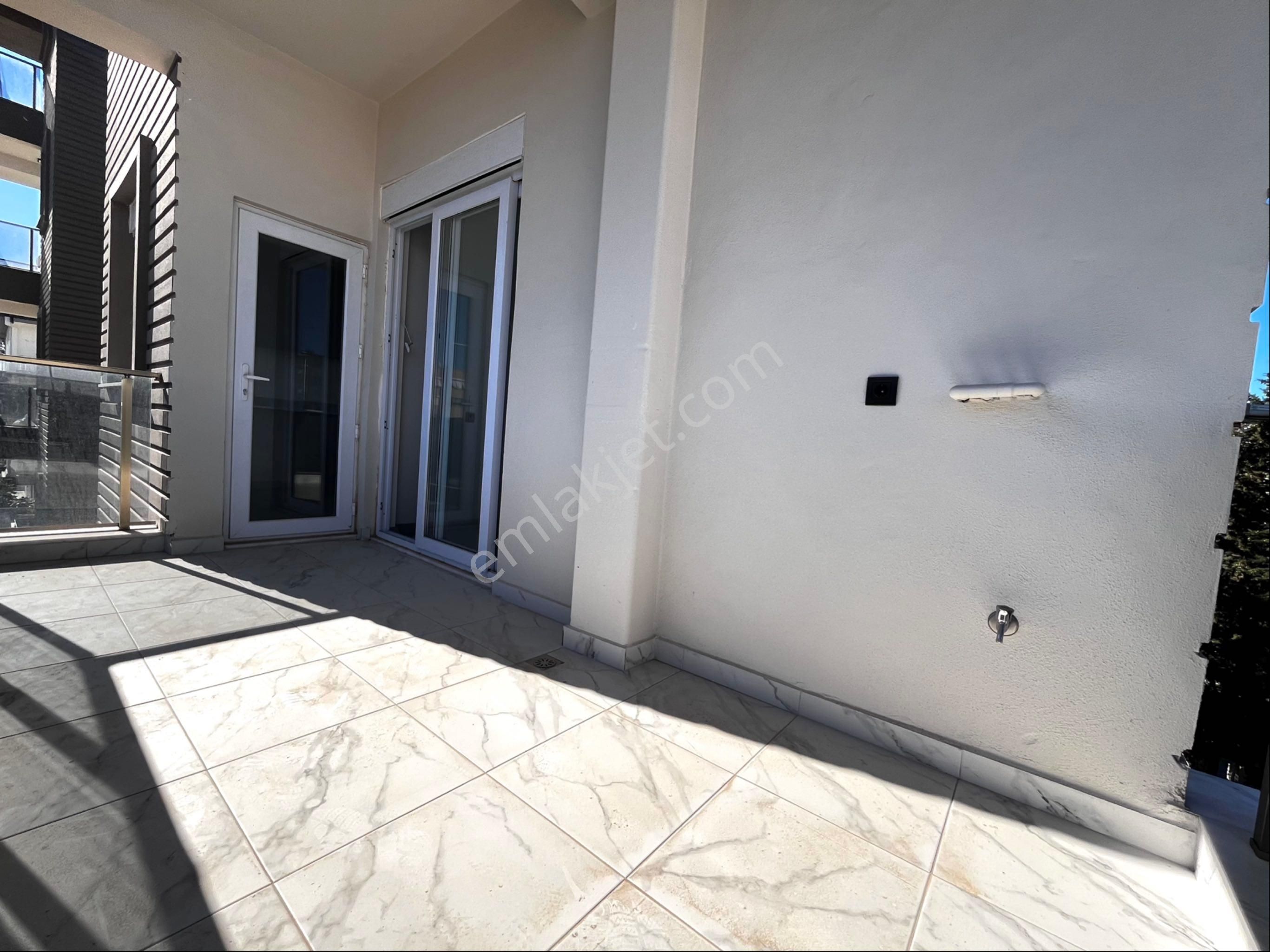 V.aydoğmuş Mah. Tramvaya Yakın Asansörlü İskanlı 2+1 Daire - Görsel 8