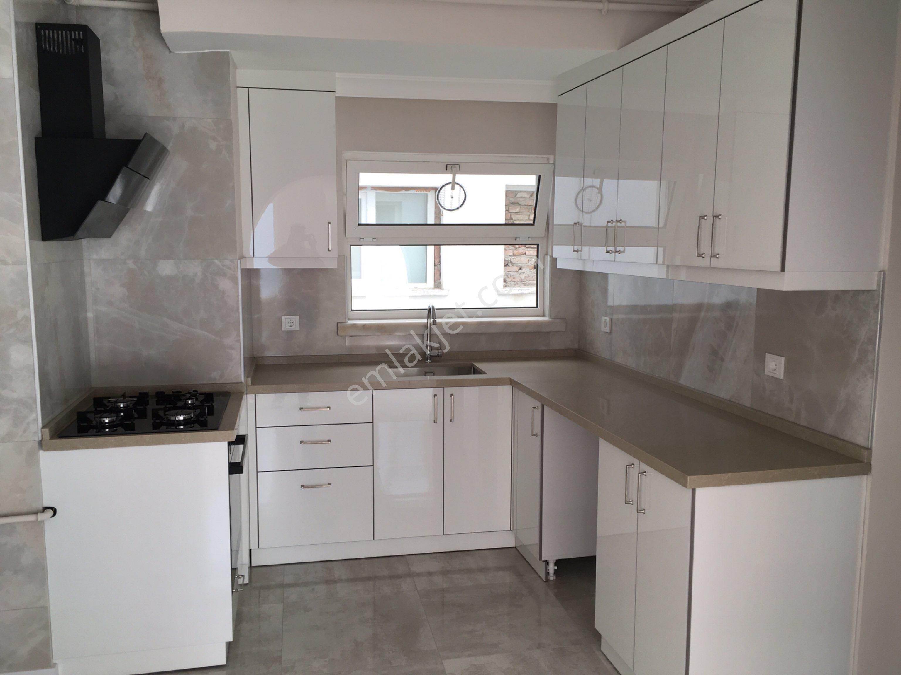 Çankaya Barbaros Mah. Full Yapılı Sahibinden Satılık 2+1 Daire - Görsel 3