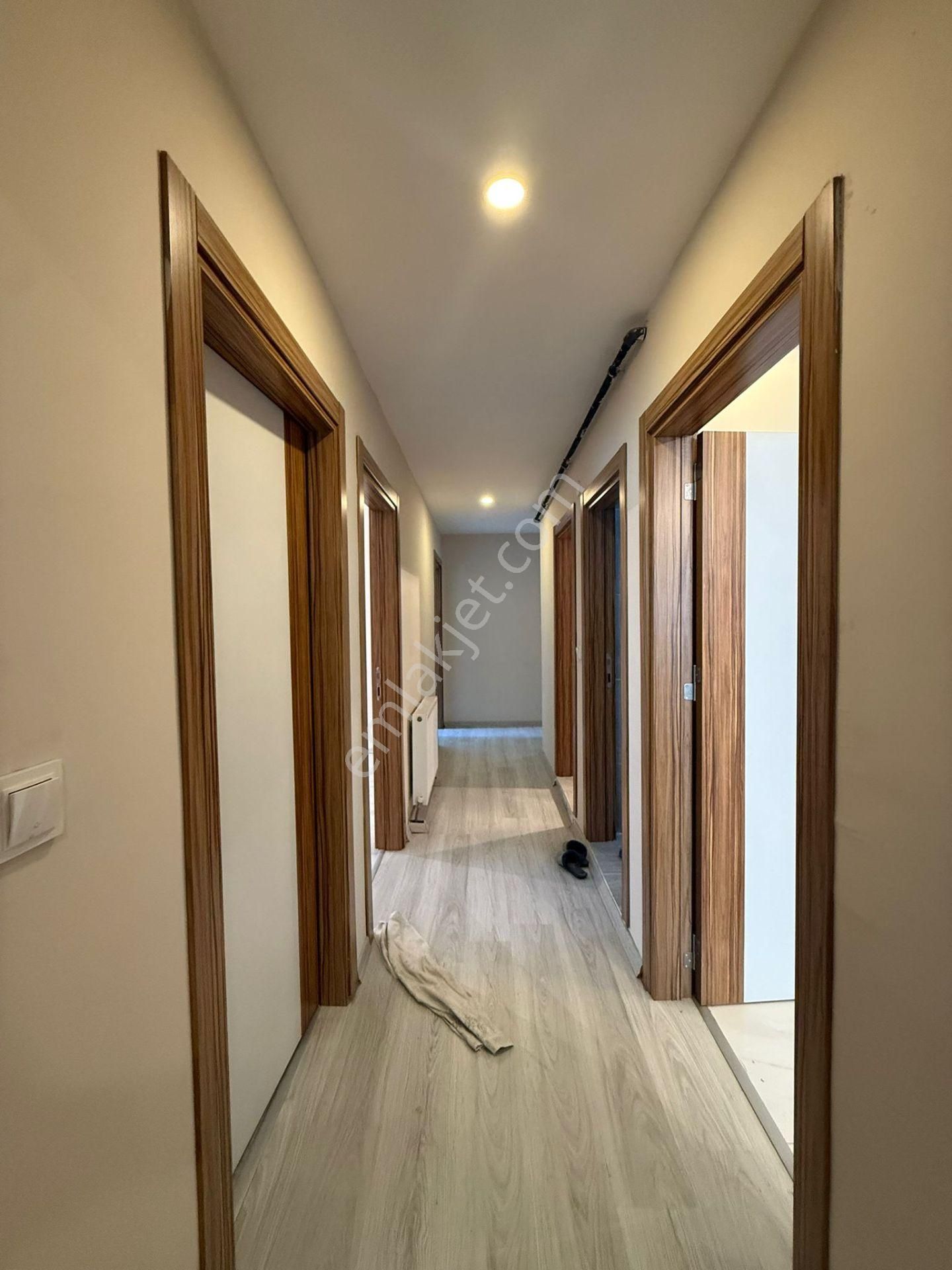 Akyüz Gayrimenkul Den; Kahveler Mah De Iskanlı,çıft Banyolu Satılık 3+1 Daire - Görsel 3
