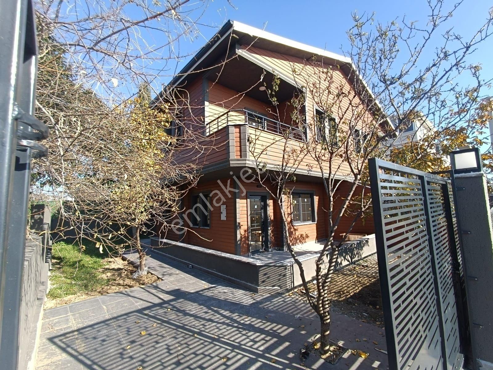 Kartallar'dan İki Katlı Büyük Bahçeli 3+1 Geniş Ve Ferah - Görsel 33