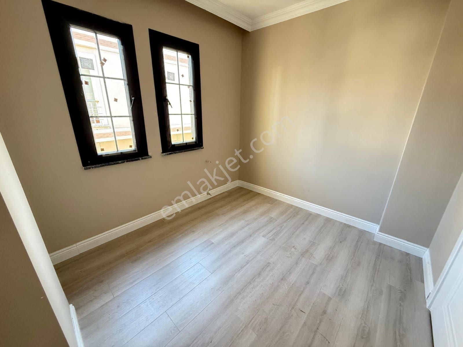 Kartallar'dan İki Katlı Büyük Bahçeli 3+1 Geniş Ve Ferah - Görsel 17