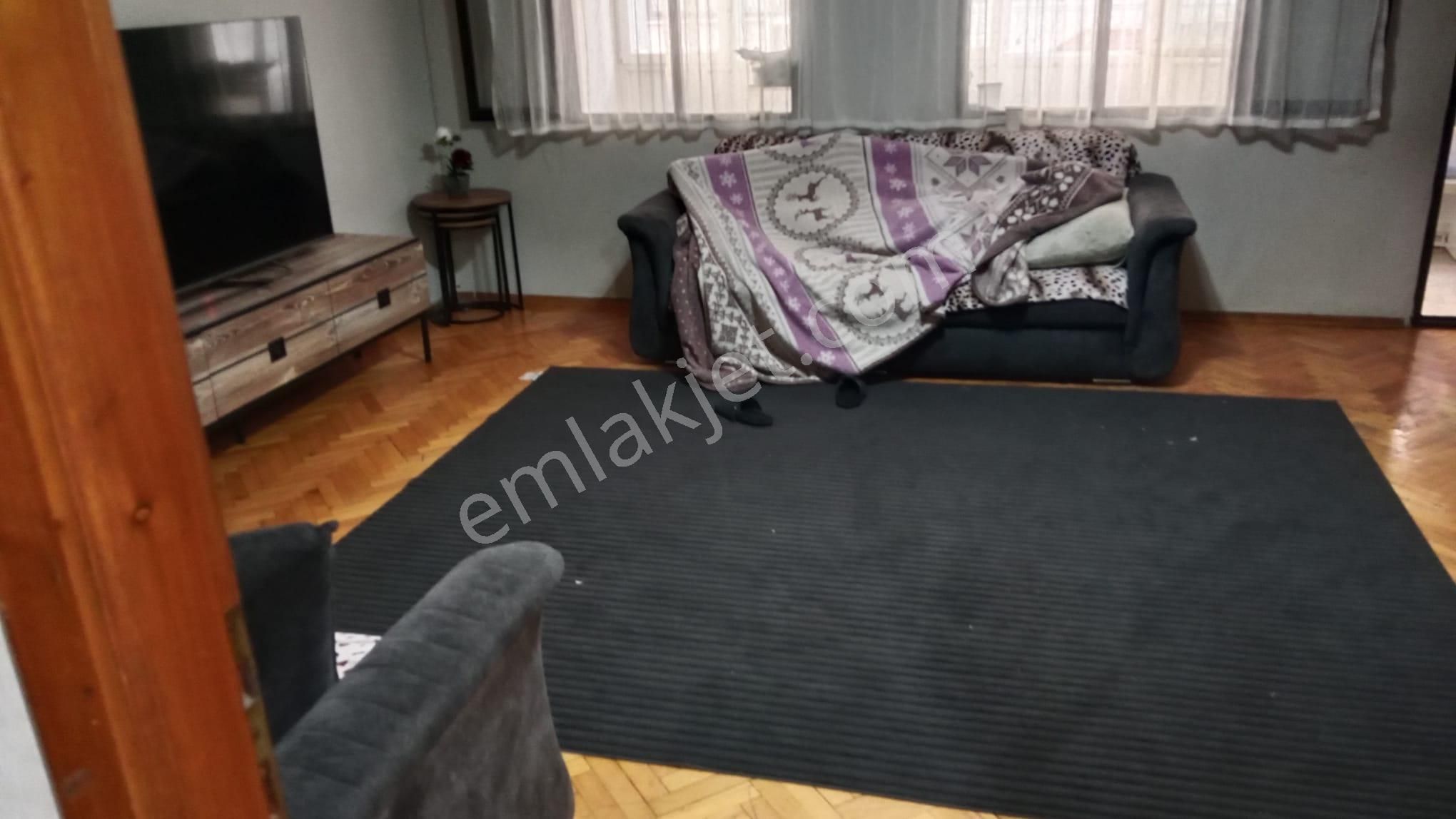 Buca Güven Mahallesi//menderes Caddesi/deniz Bank Yanı//izbana 3-4dk//165m2 3+1arakat Dublex Daire - Görsel 4