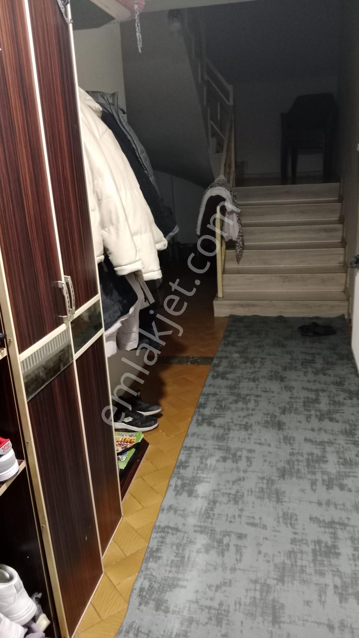 Buca Güven Mahallesi//menderes Caddesi/deniz Bank Yanı//izbana 3-4dk//165m2 3+1arakat Dublex Daire - Görsel 8