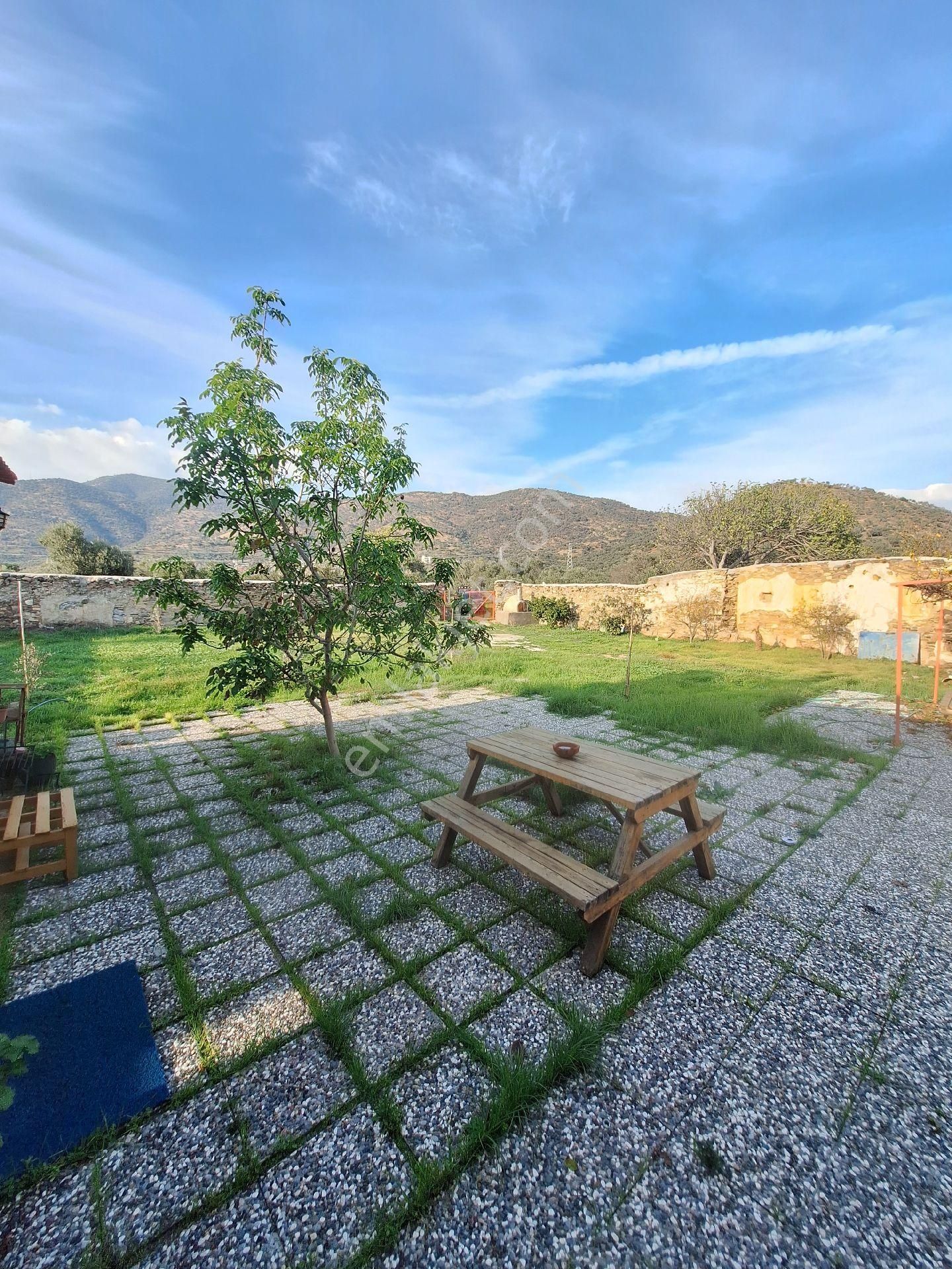 Bayındır Turan Mahallesinde Kiralık Köy Evi - Görsel 15