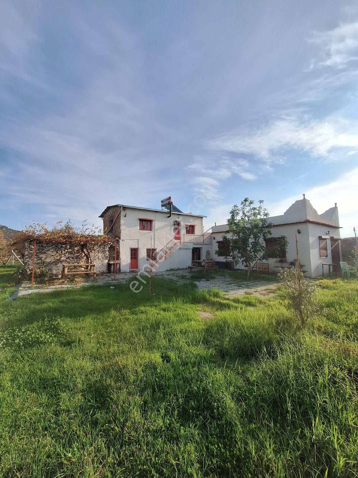 Bayındır Turan Mahallesinde Kiralık Köy Evi