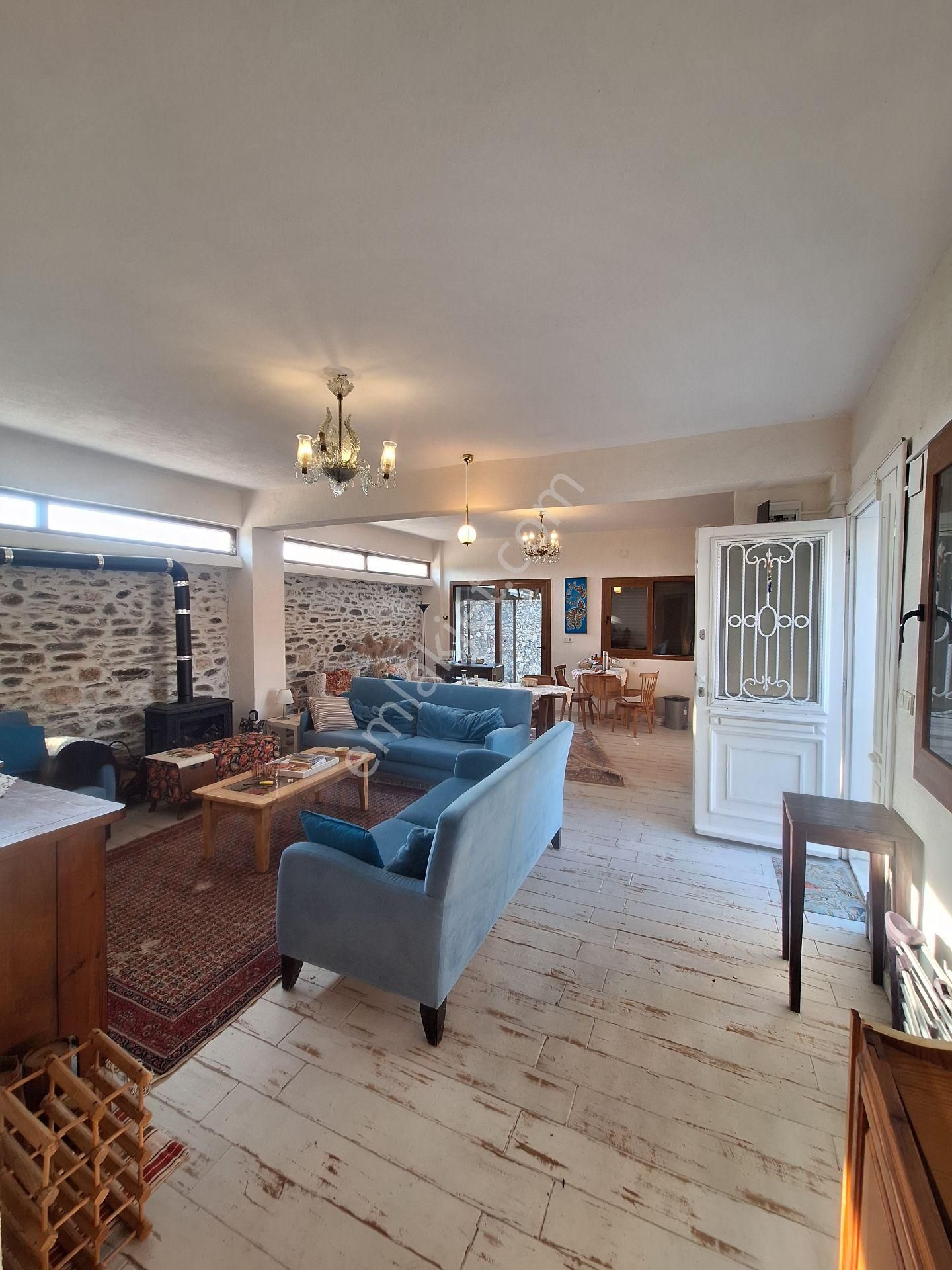 Bayındır Turan Mahallesinde Kiralık Köy Evi - Görsel 11