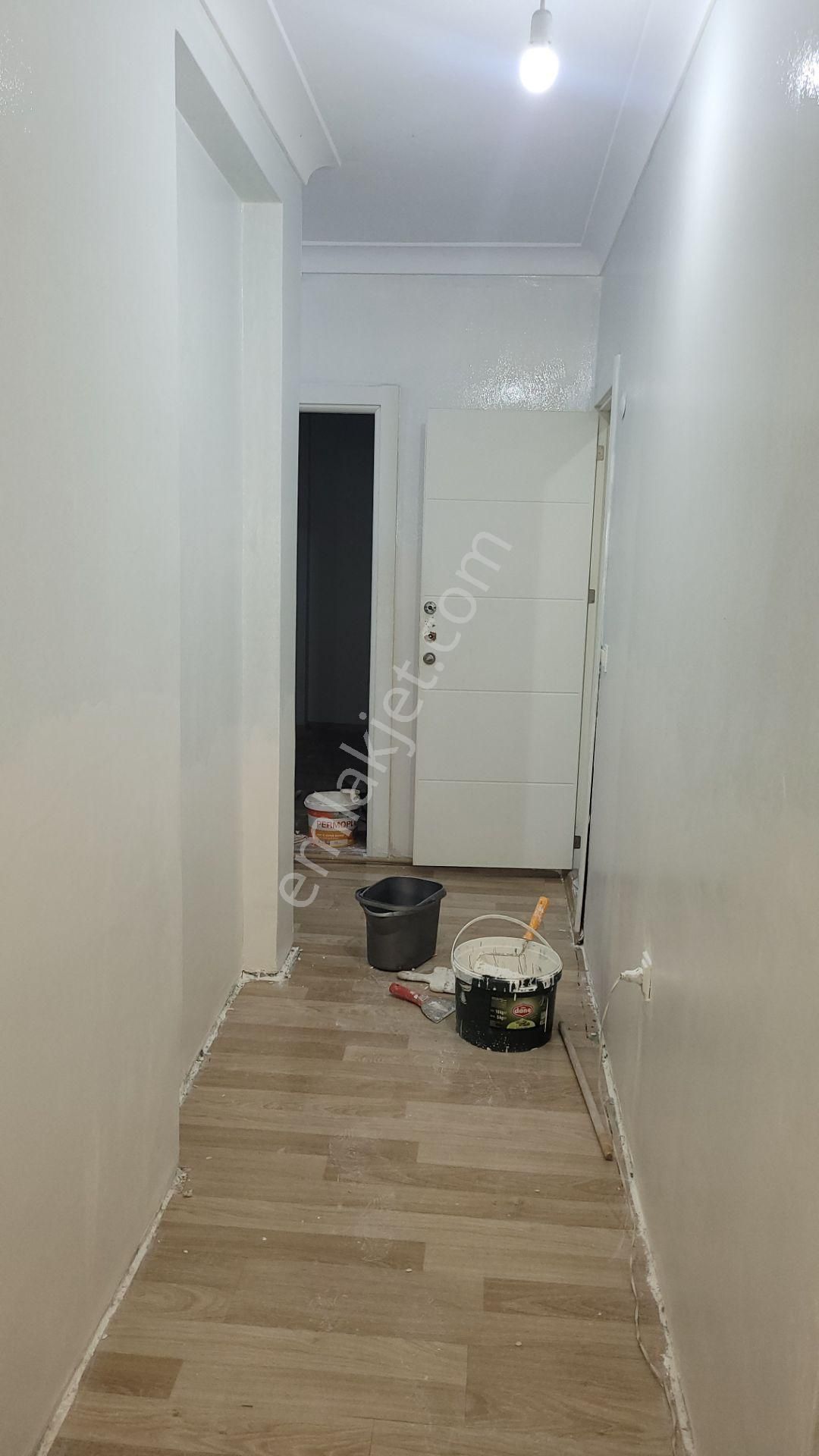 İstanbul Bahçelievler Şirinevlerde Satılık 2+1 Bahçekat Açıklamayı Okuyunuz - Görsel 2