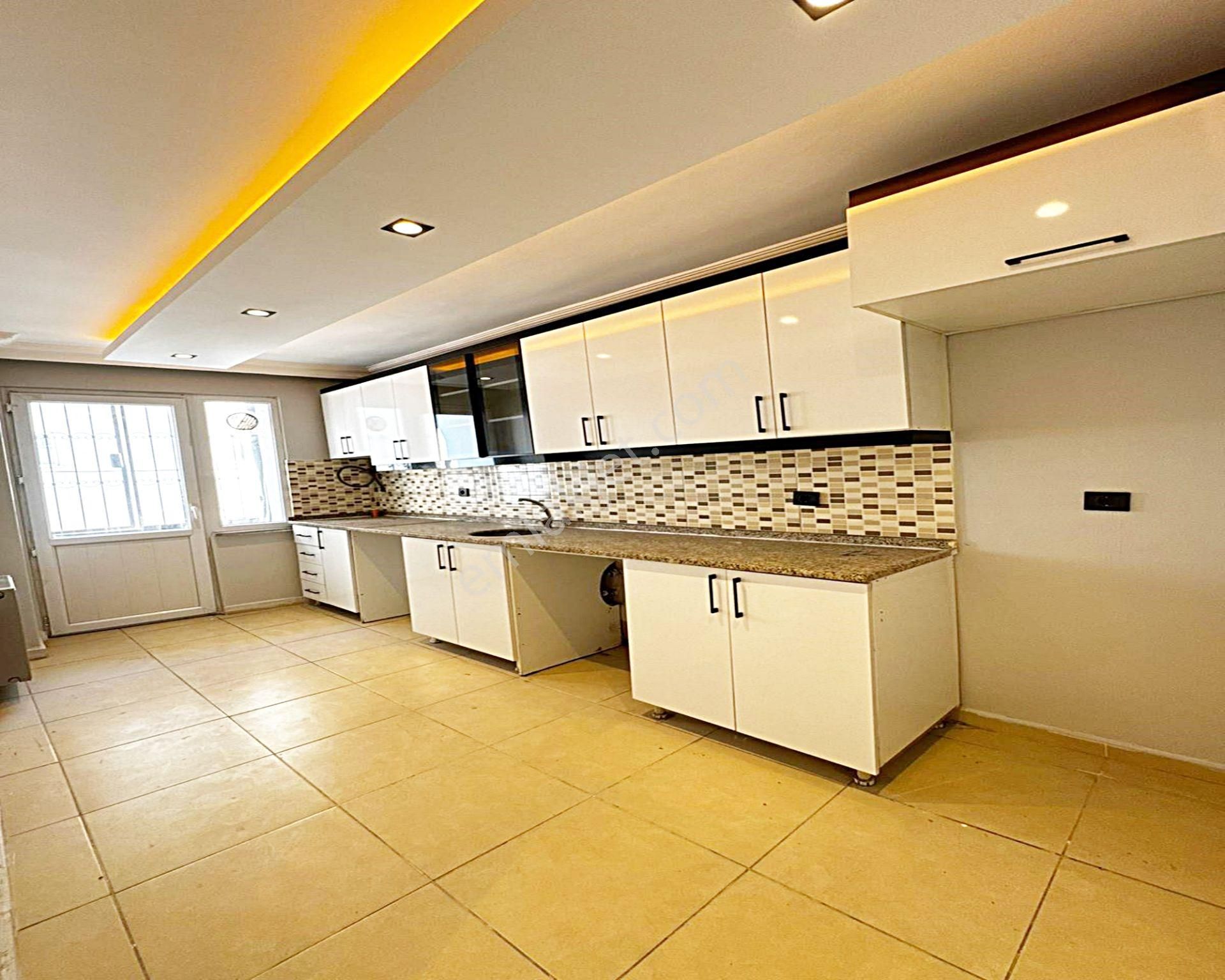 Mehterçeşme Mahallesi Metrobüse Yakın 2+1 Tertemiz Satılık Daire - Görsel 10