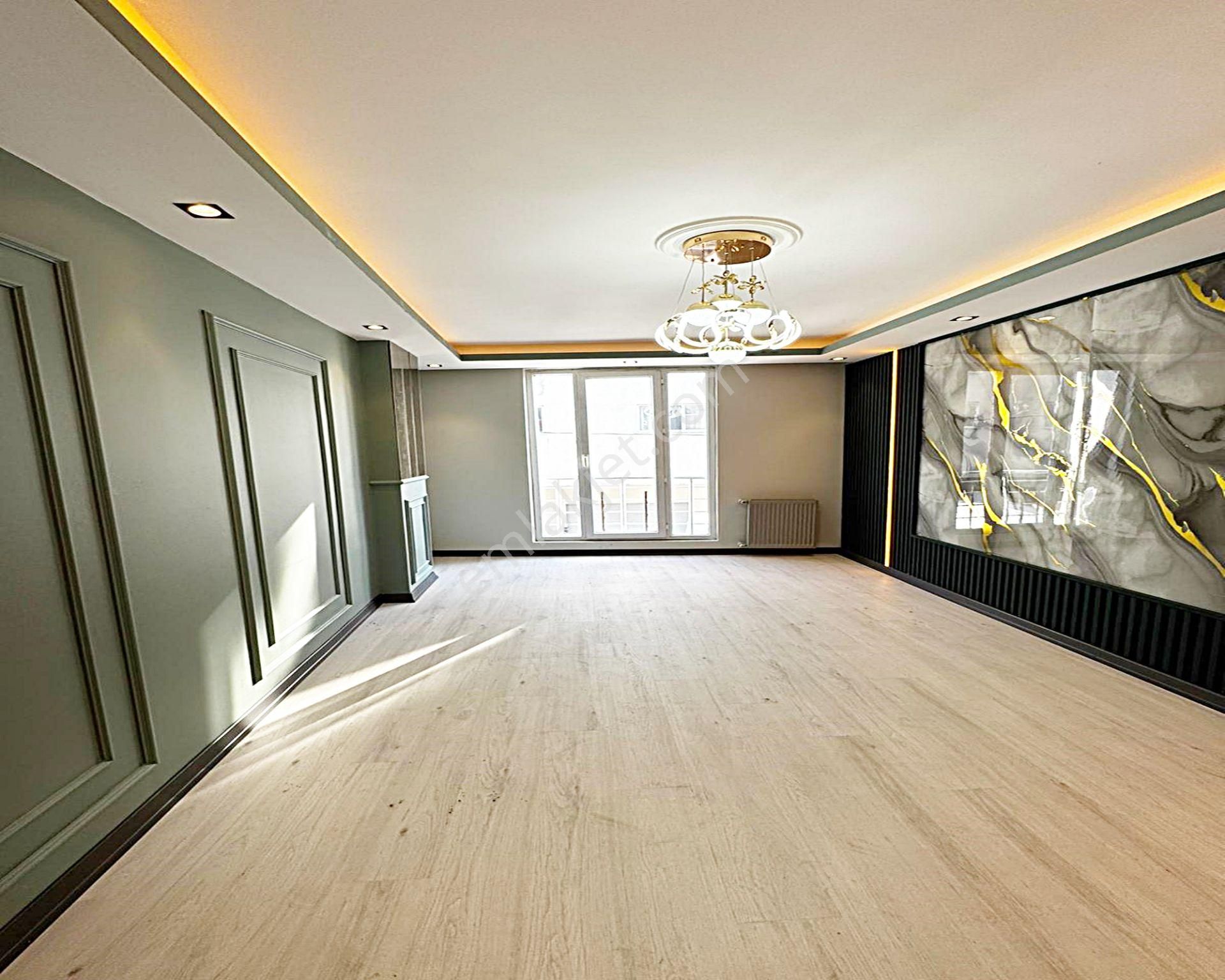 Mehterçeşme Mahallesi Metrobüse Yakın 2+1 Tertemiz Satılık Daire