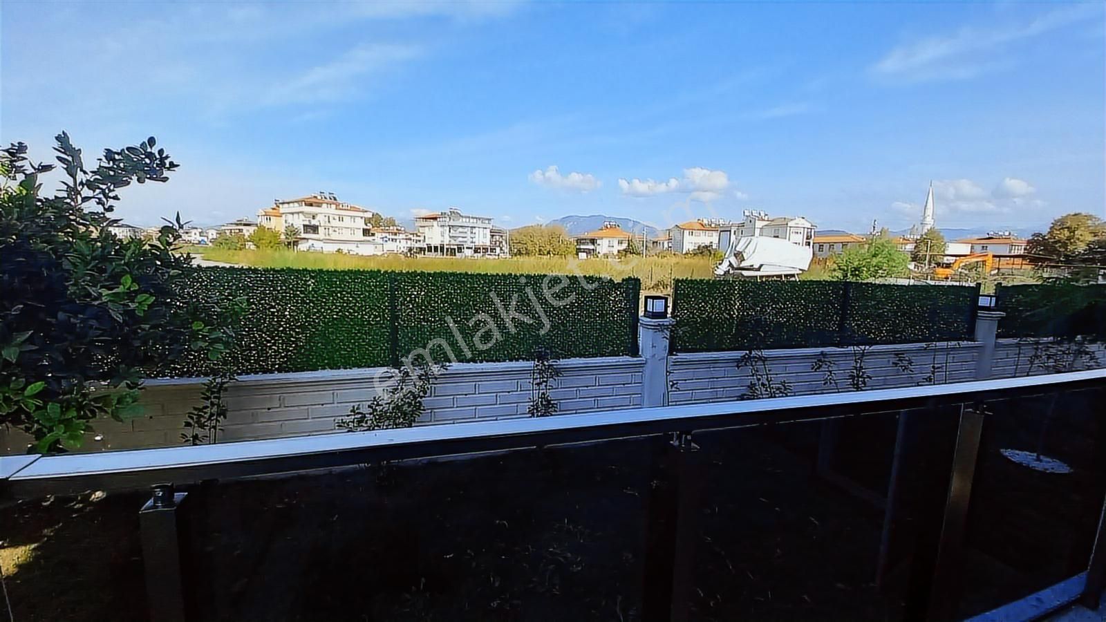 Lavinia Gayrimenkul Harika Konumda 1+1 Full Eşyalı Daire - Görsel 10