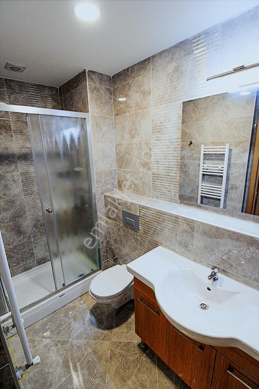 Yenitepe 1.etap Havuz Manzaralı 2+1 Kiracılı Satılık Daire - Görsel 2