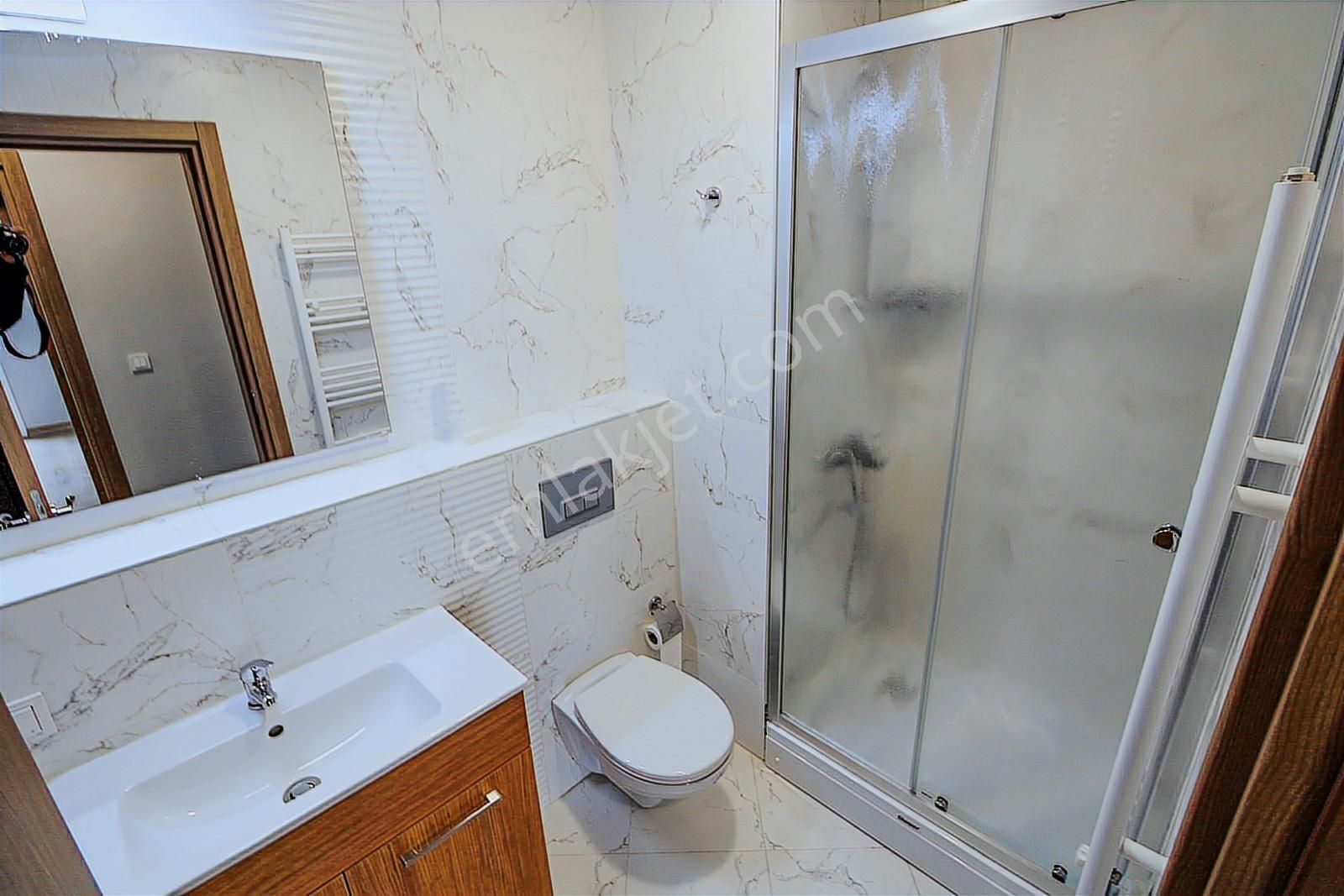 Yenitepe 1.etap Havuz Manzaralı 2+1 Kiracılı Satılık Daire - Görsel 4