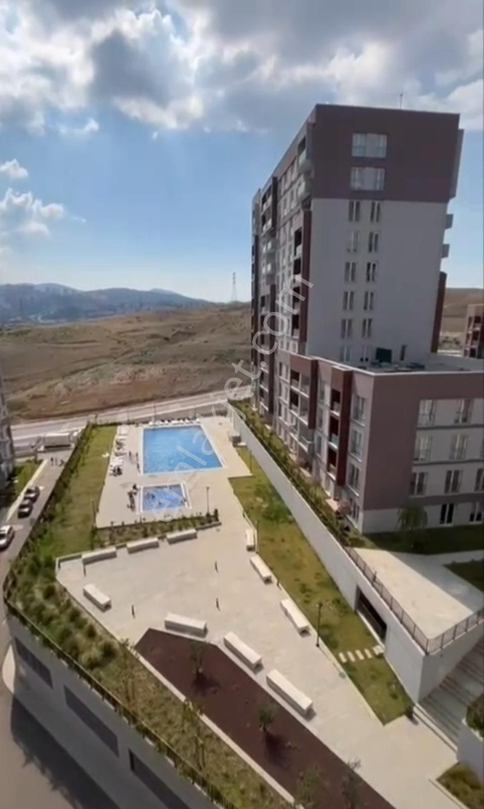 Yenitepe 1.etap Havuz Manzaralı 2+1 Kiracılı Satılık Daire - Görsel 19