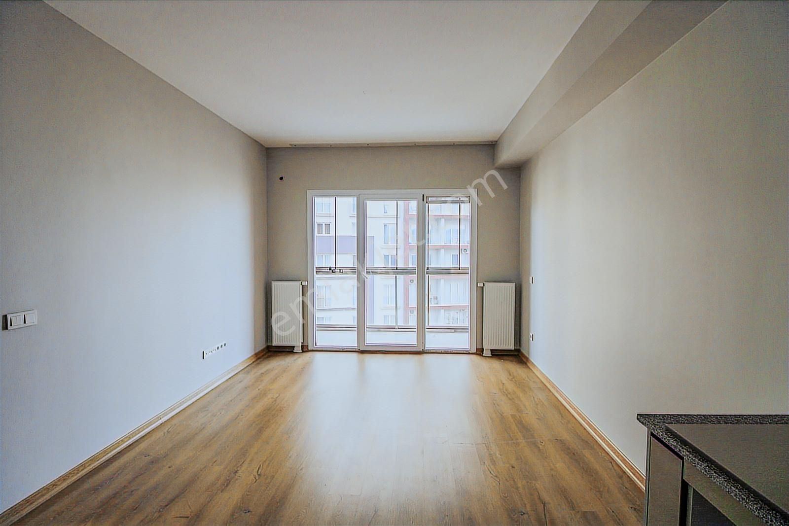 Yenitepe 1.etap Havuz Manzaralı 2+1 Kiracılı Satılık Daire - Görsel 7