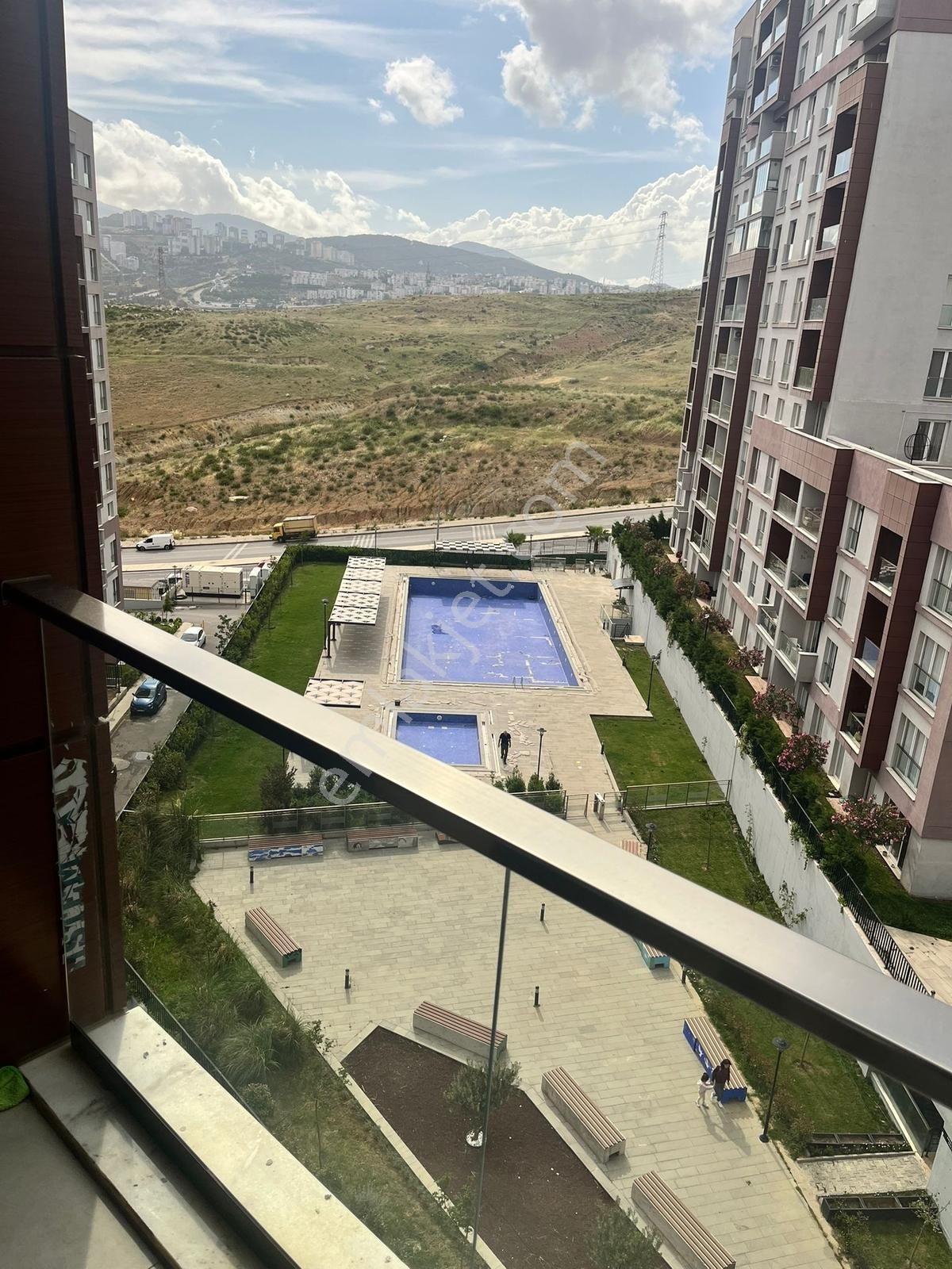 Yenitepe 1.etap Havuz Manzaralı 2+1 Kiracılı Satılık Daire - Görsel 16