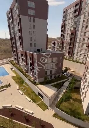 Yenitepe 1.etap Havuz Manzaralı 2+1 Kiracılı Satılık Daire - Görsel 17