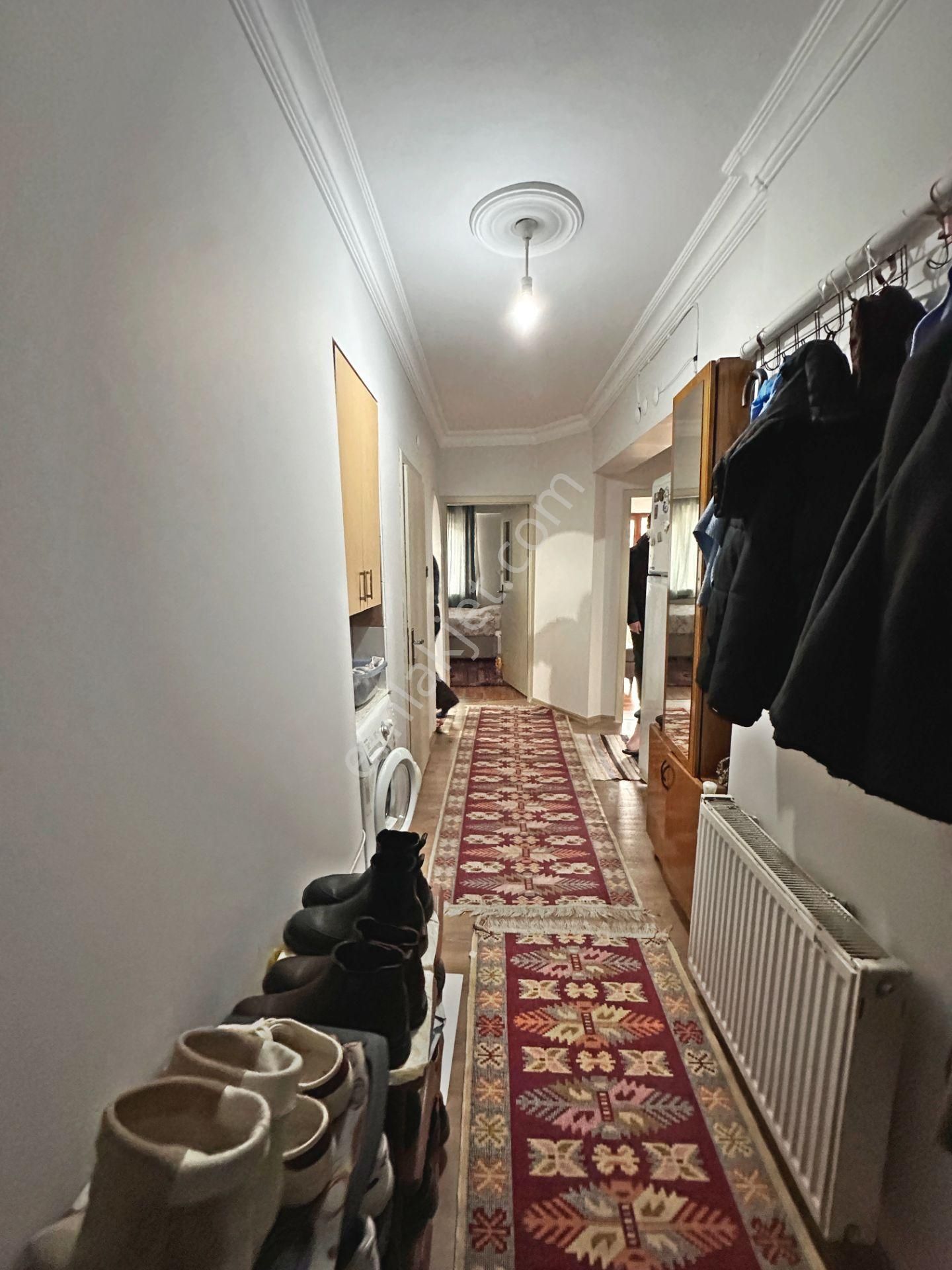 Demirlibahçe Tren İstasyonu Yakınında Katta Bağımsız Salon 3+1 Satılık Daire - Görsel 16