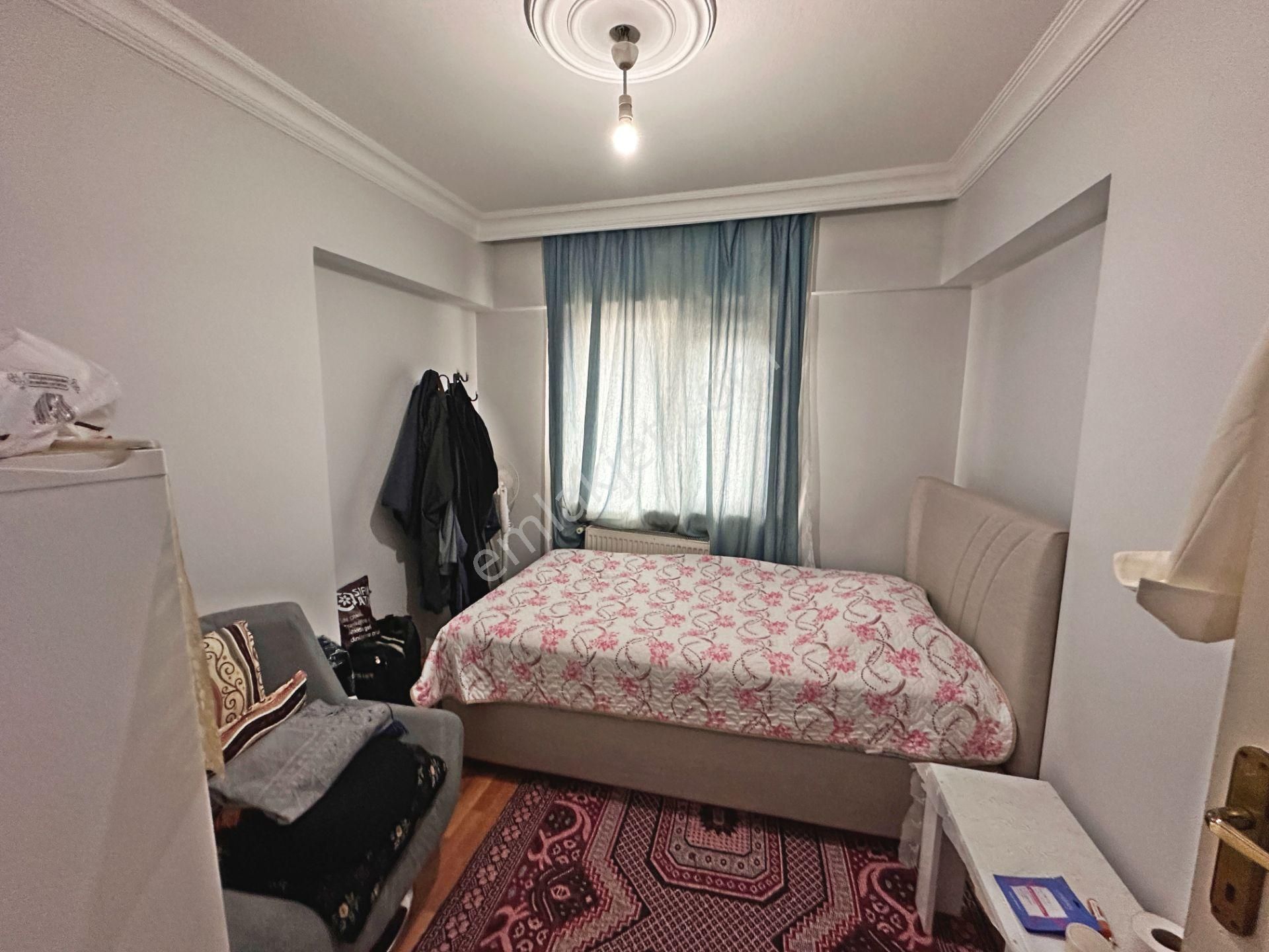 Demirlibahçe Tren İstasyonu Yakınında Katta Bağımsız Salon 3+1 Satılık Daire - Görsel 5