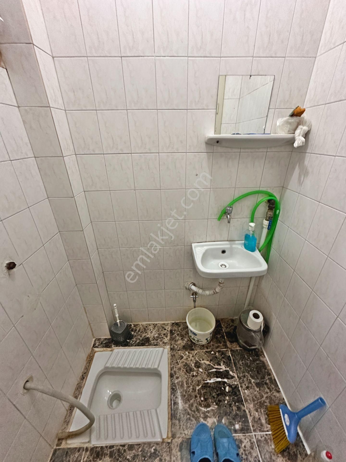 Demirlibahçe Tren İstasyonu Yakınında Katta Bağımsız Salon 3+1 Satılık Daire - Görsel 17