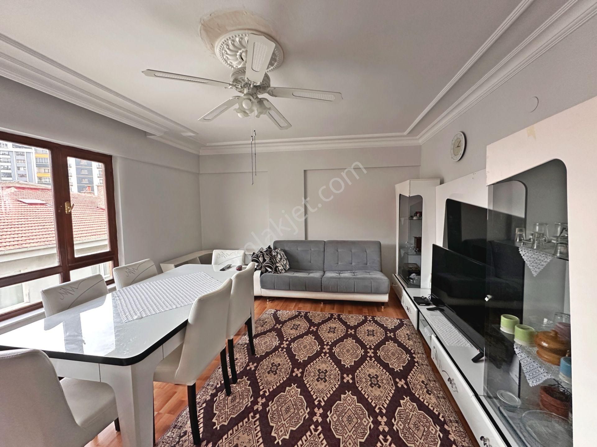 Demirlibahçe Tren İstasyonu Yakınında Katta Bağımsız Salon 3+1 Satılık Daire - Görsel 2