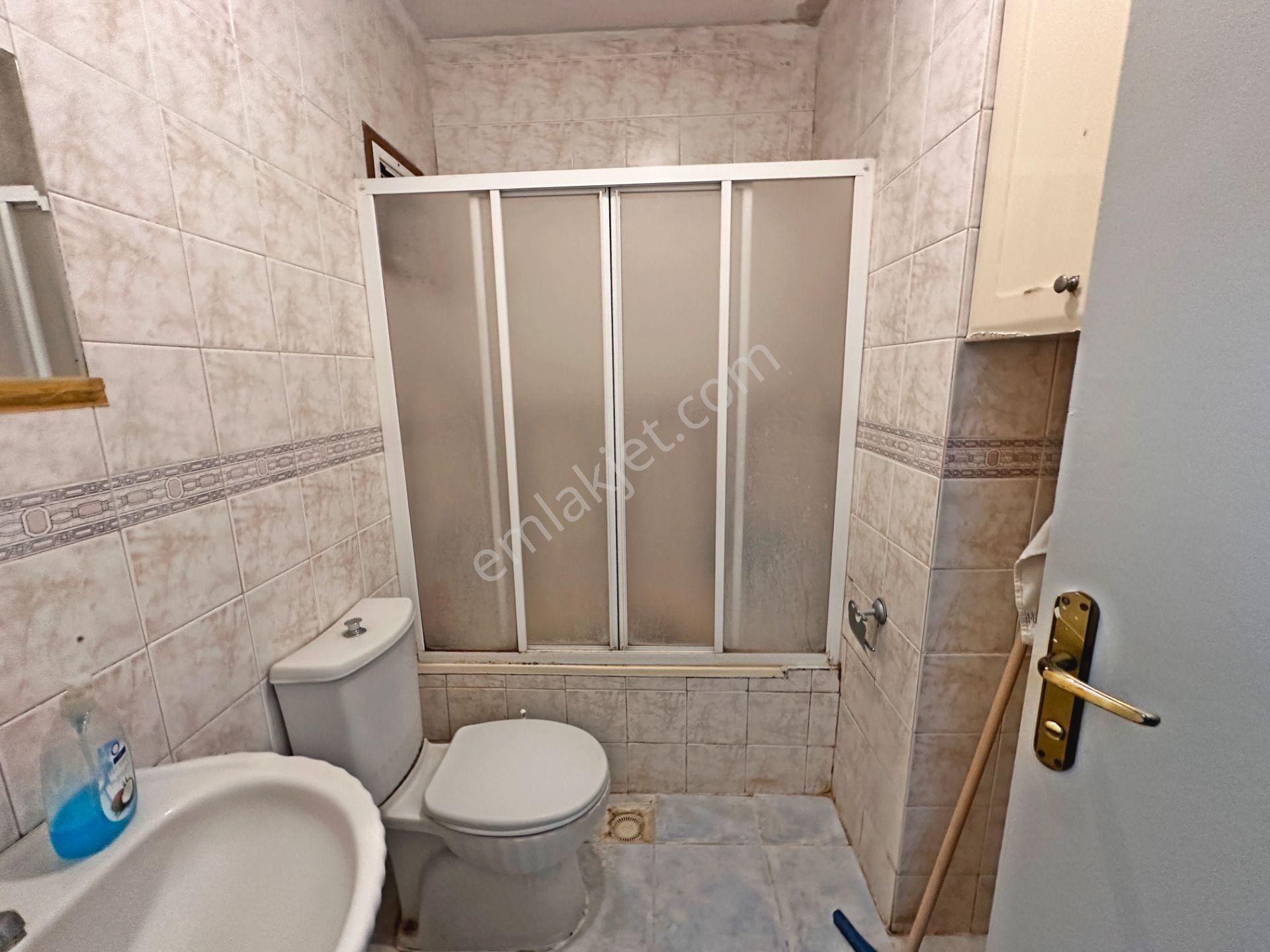 Demirlibahçe Tren İstasyonu Yakınında Katta Bağımsız Salon 3+1 Satılık Daire - Görsel 15