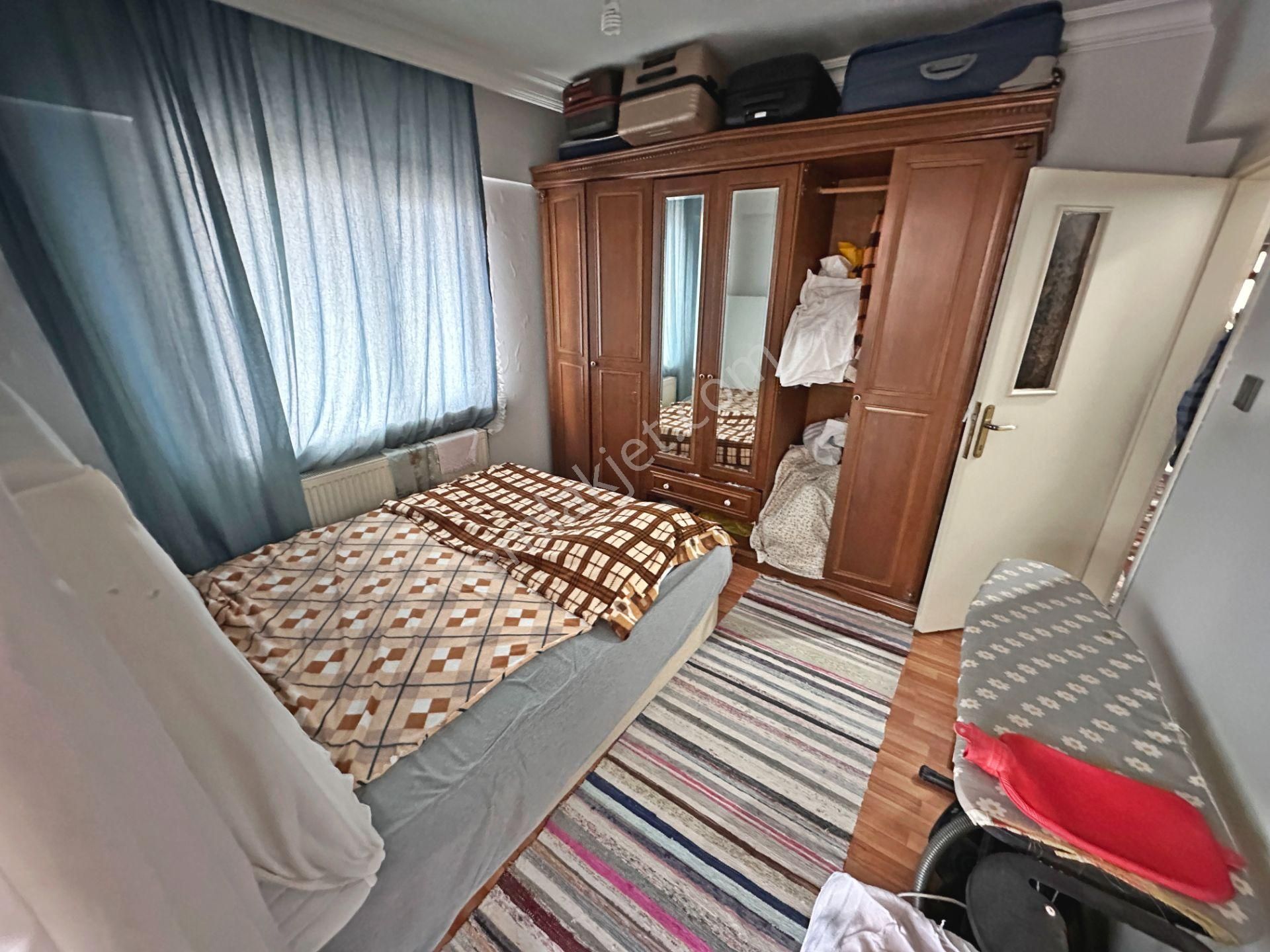 Demirlibahçe Tren İstasyonu Yakınında Katta Bağımsız Salon 3+1 Satılık Daire - Görsel 12