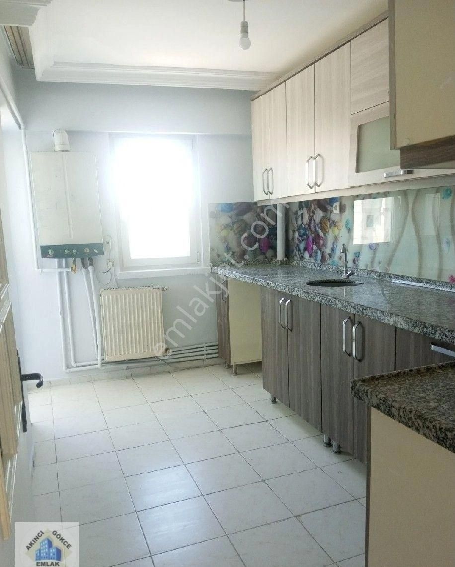 Etimesgut İstasyon Cadde Üzeri Ara Kat Balkonlu 3+1 Daire - Görsel 5