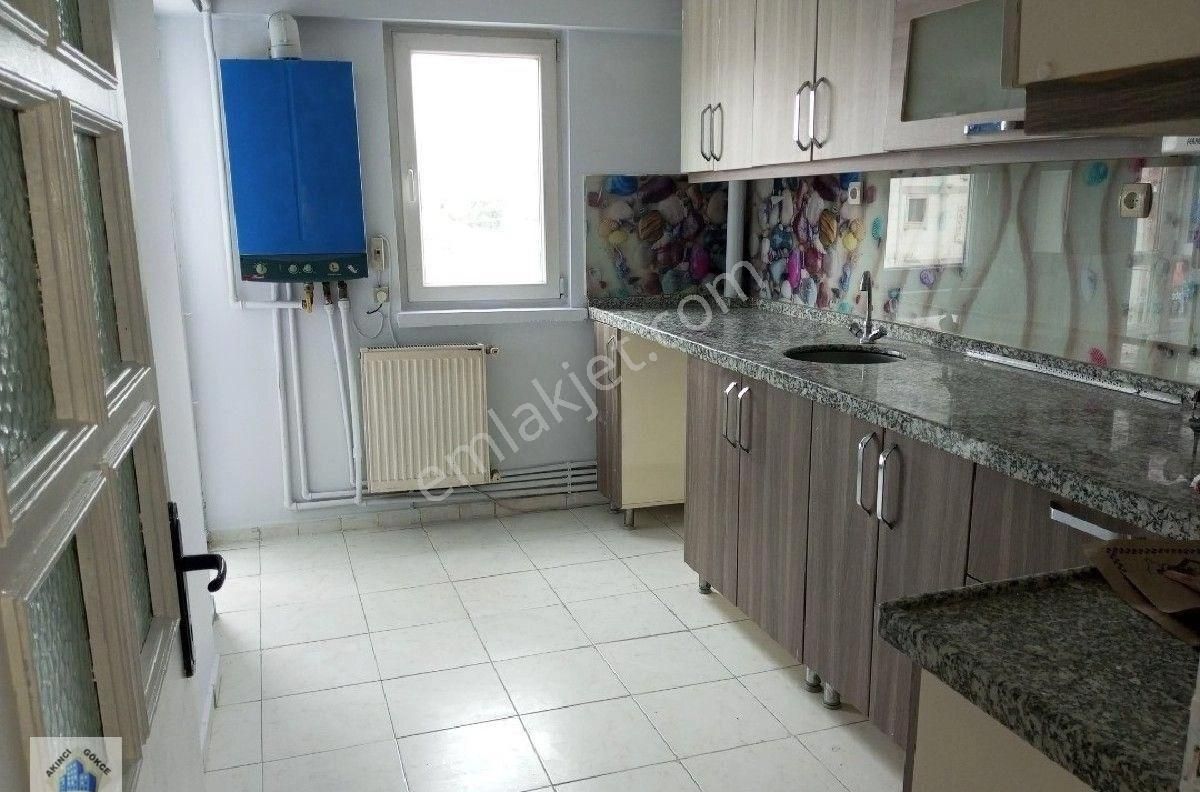 Etimesgut İstasyon Cadde Üzeri Ara Kat Balkonlu 3+1 Daire - Görsel 6