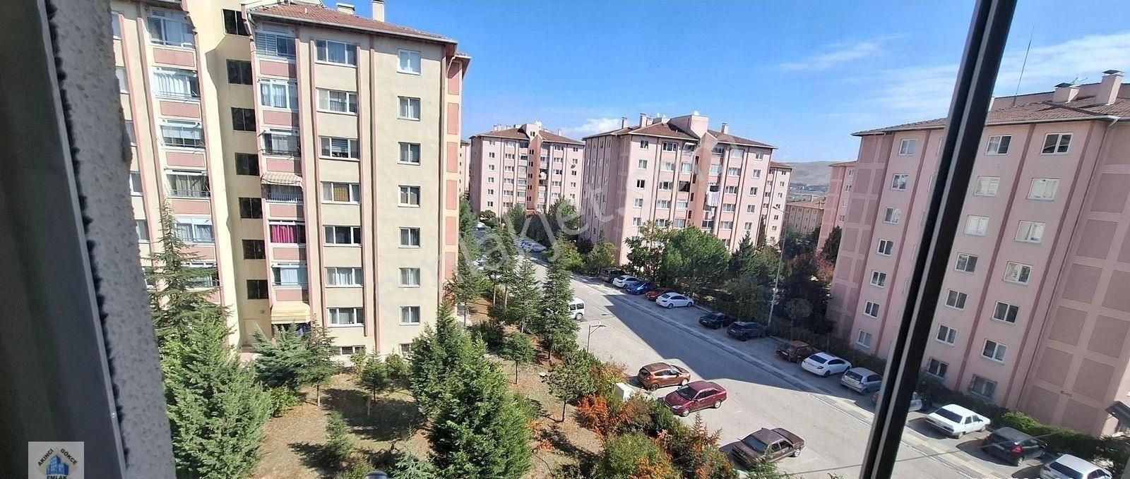 Yenikent İlksan Toki Konutların Da Ara Kat Yol Cepheli 3+1 Kiralık Daire - Görsel 32