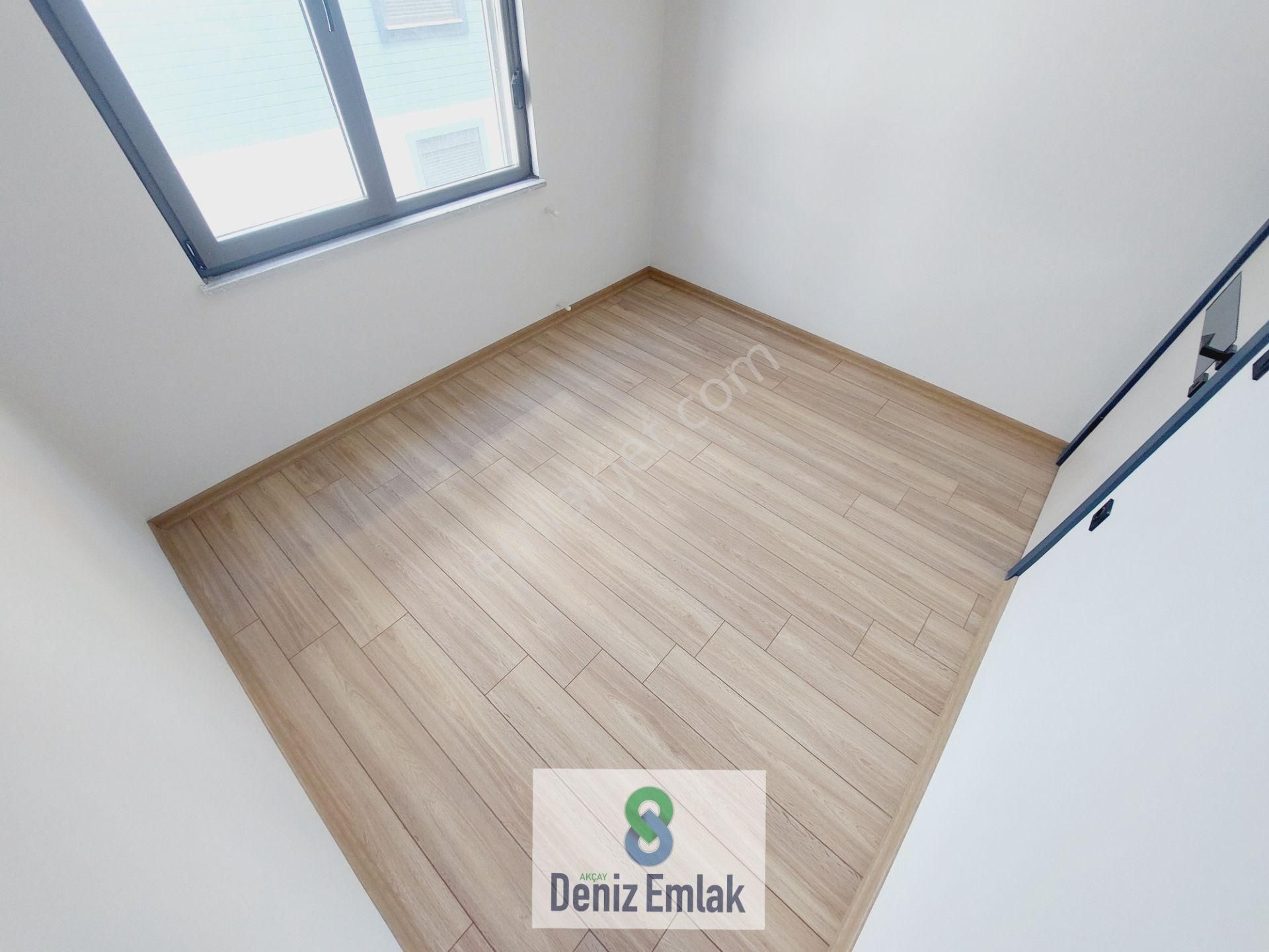 Denizden Akçayda Arakat Asansörlü Satılık 1+1 Daire. - Görsel 11