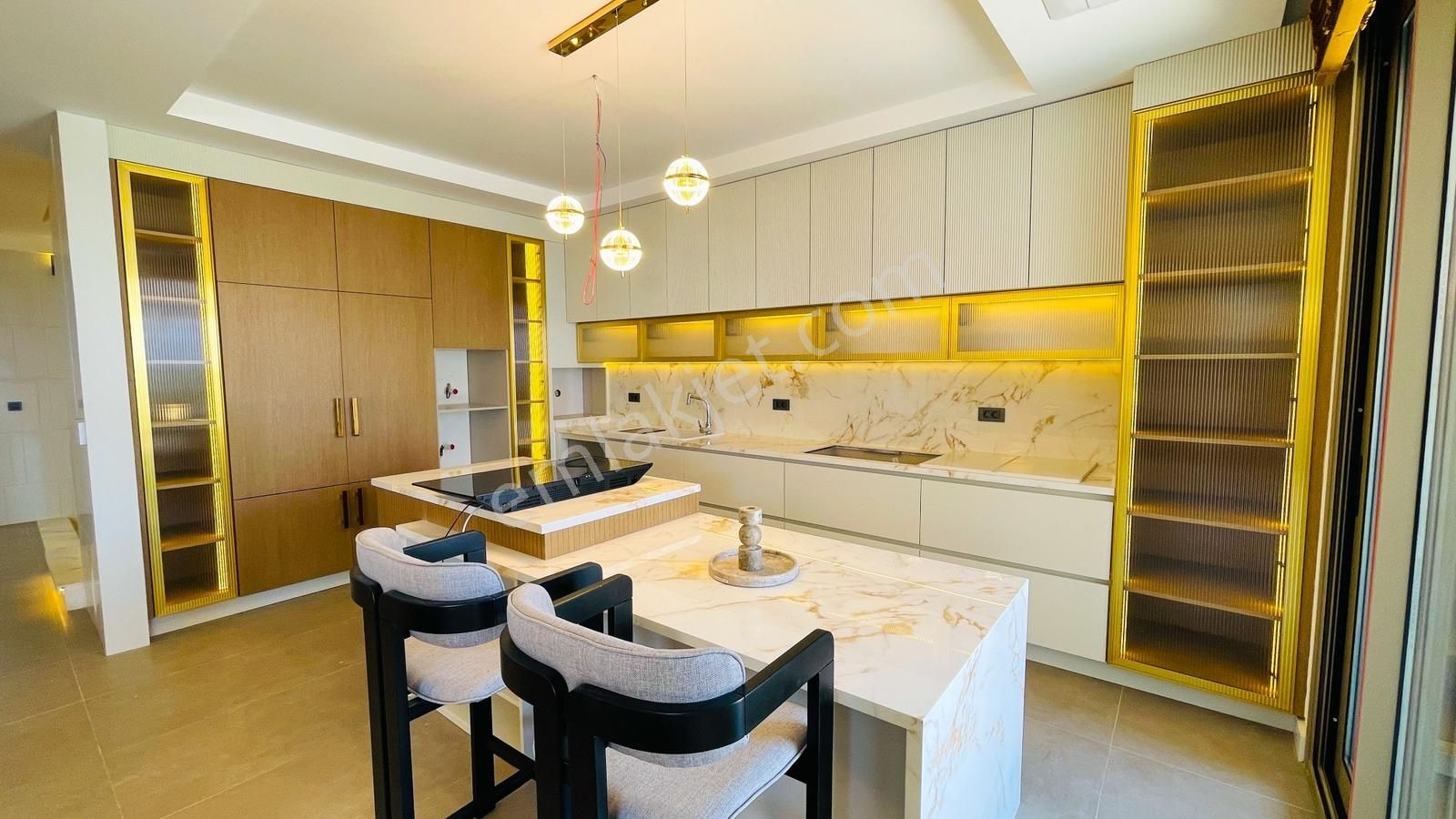 Her Şeyiyle Fark Yaratan Villa! Kuşadası Soğucakta Satılık Villa - Görsel 20