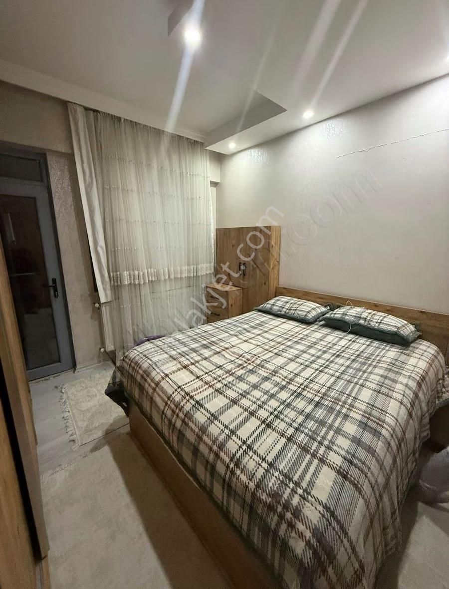 Elçi Gayrimenkul Den İşlek Cadde Üzerinde 3+1 Bakımlı Daire - Görsel 2