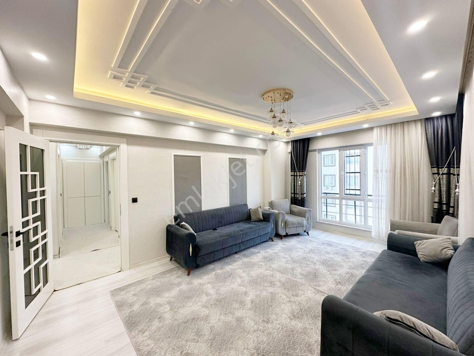 Belkız'da Cadde Üzeri Yemek Odalı Her Şeyi Yapılı Arakat 2.5+1 - Görsel 14