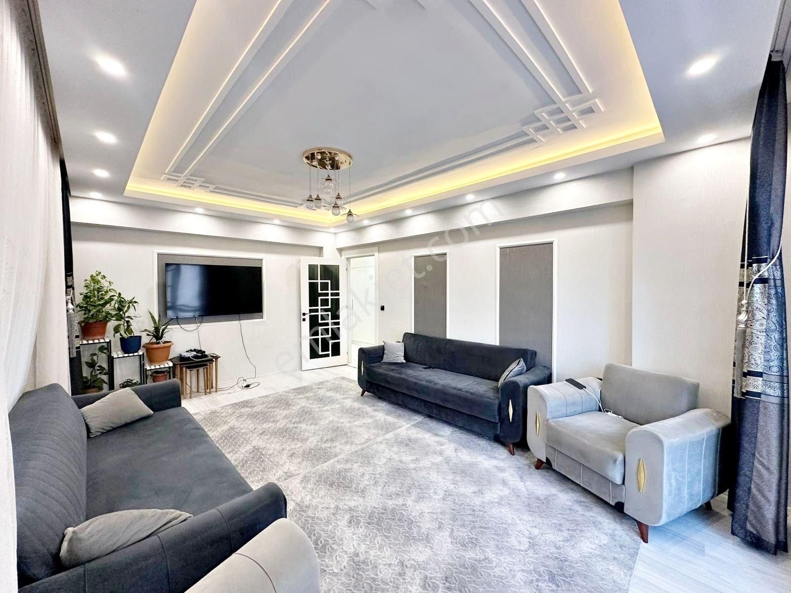 Belkız'da Cadde Üzeri Yemek Odalı Her Şeyi Yapılı Arakat 2.5+1 - Görsel 15