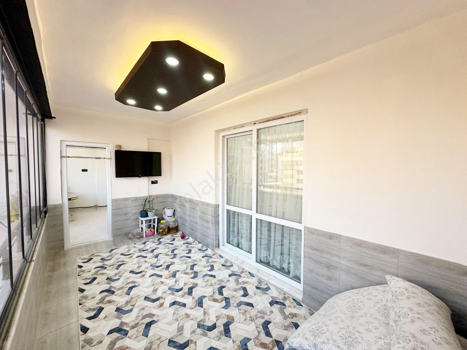 Belkız'da Cadde Üzeri Yemek Odalı Her Şeyi Yapılı Arakat 2.5+1 - Görsel 12