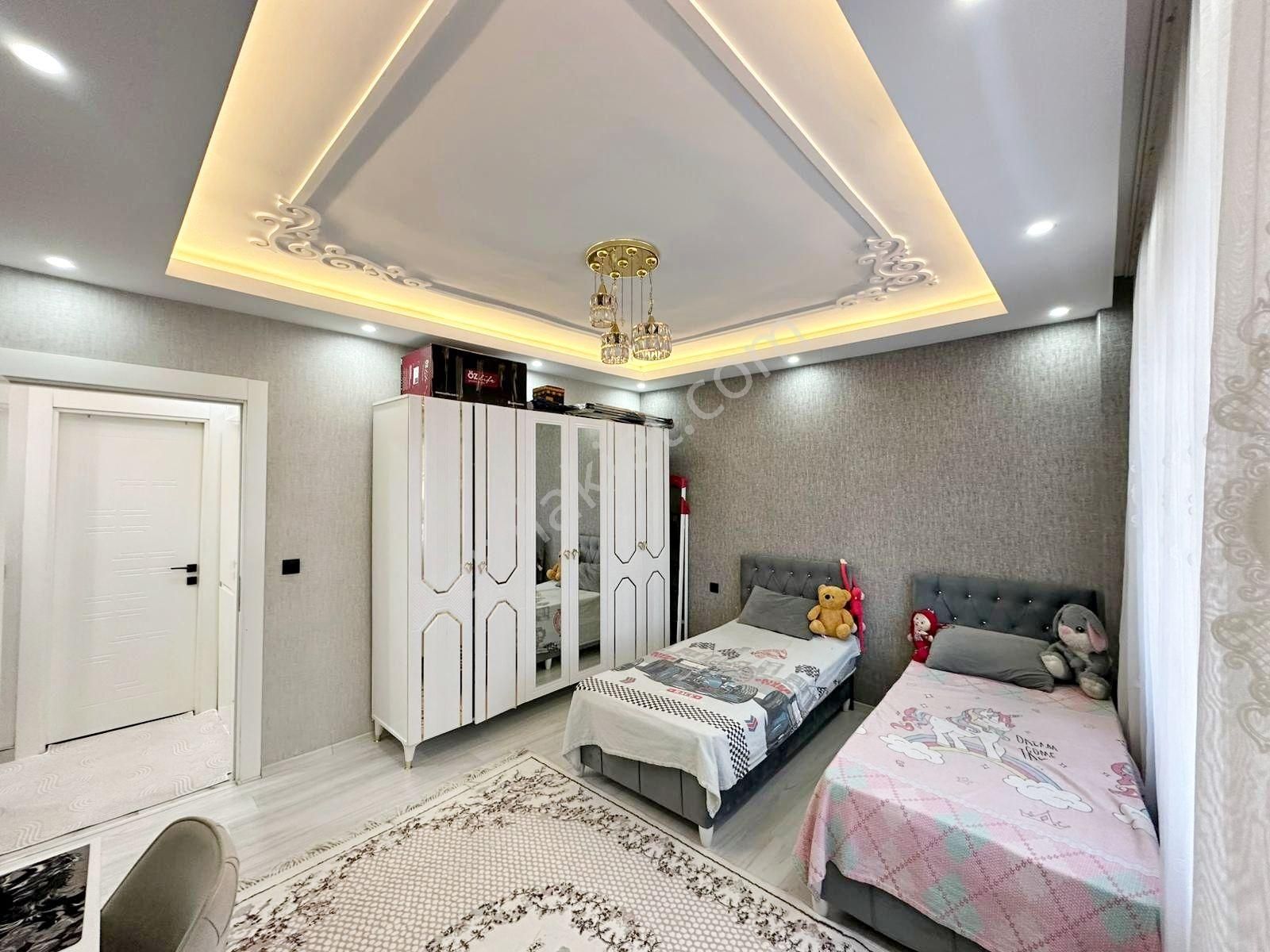 Belkız'da Cadde Üzeri Yemek Odalı Her Şeyi Yapılı Arakat 2.5+1 - Görsel 22