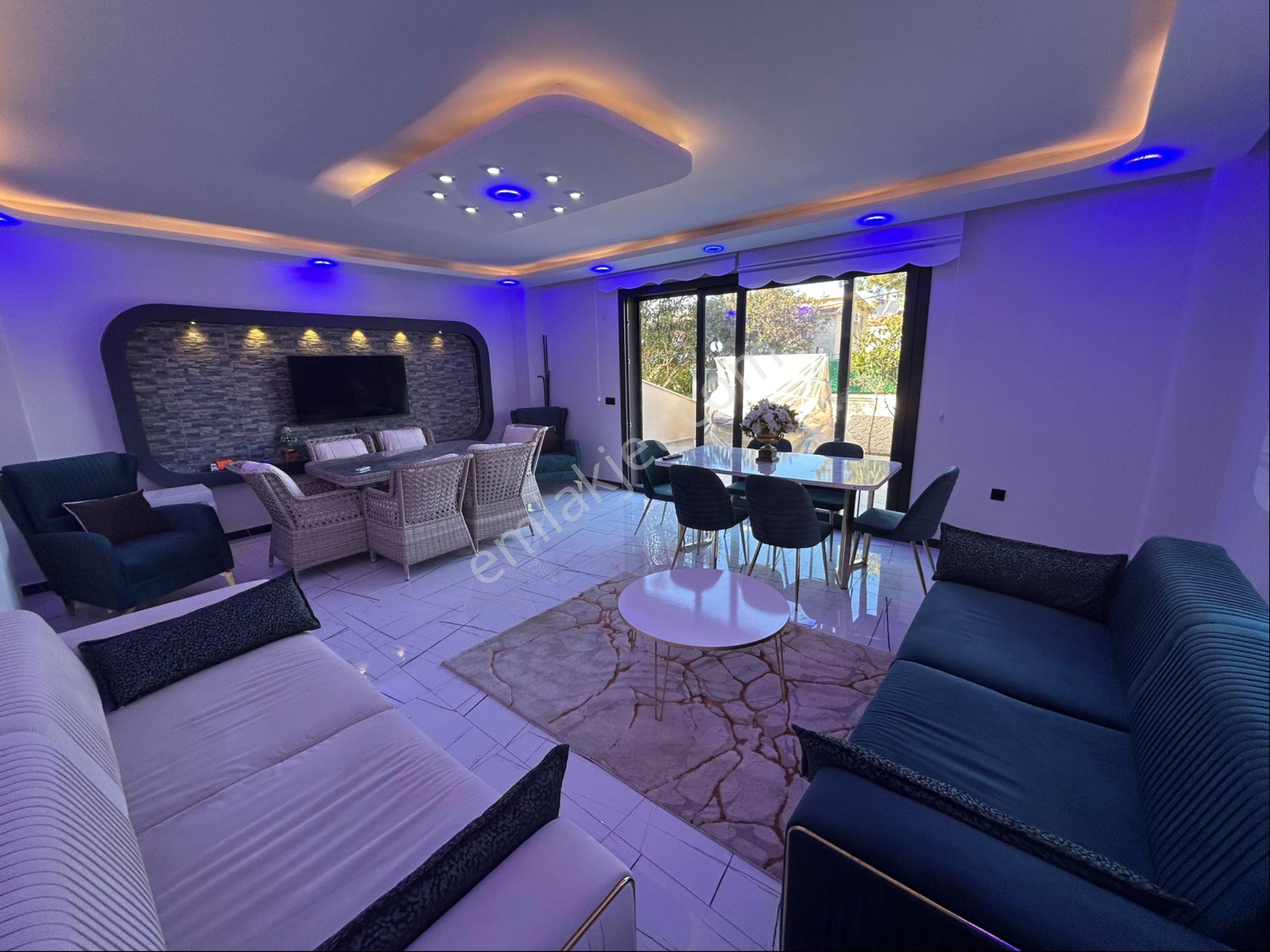 Didimde Sahile 300 Mt Mesafede 4+1 Villa - Görsel 11