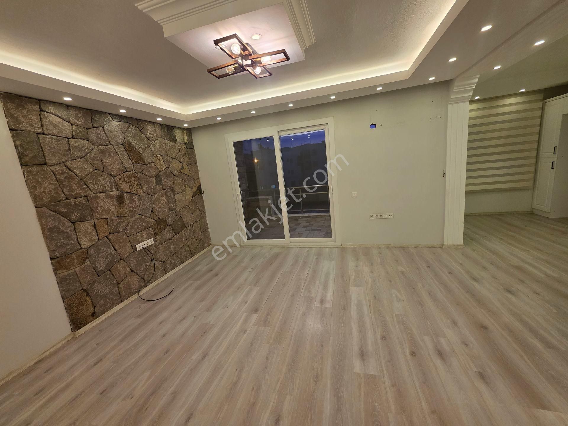 Mumcular Cadde Üzeri Kiralık - Görsel 19