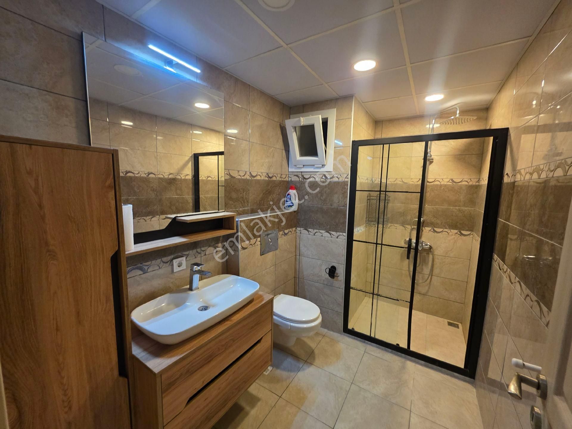 Mumcular Cadde Üzeri Kiralık - Görsel 23