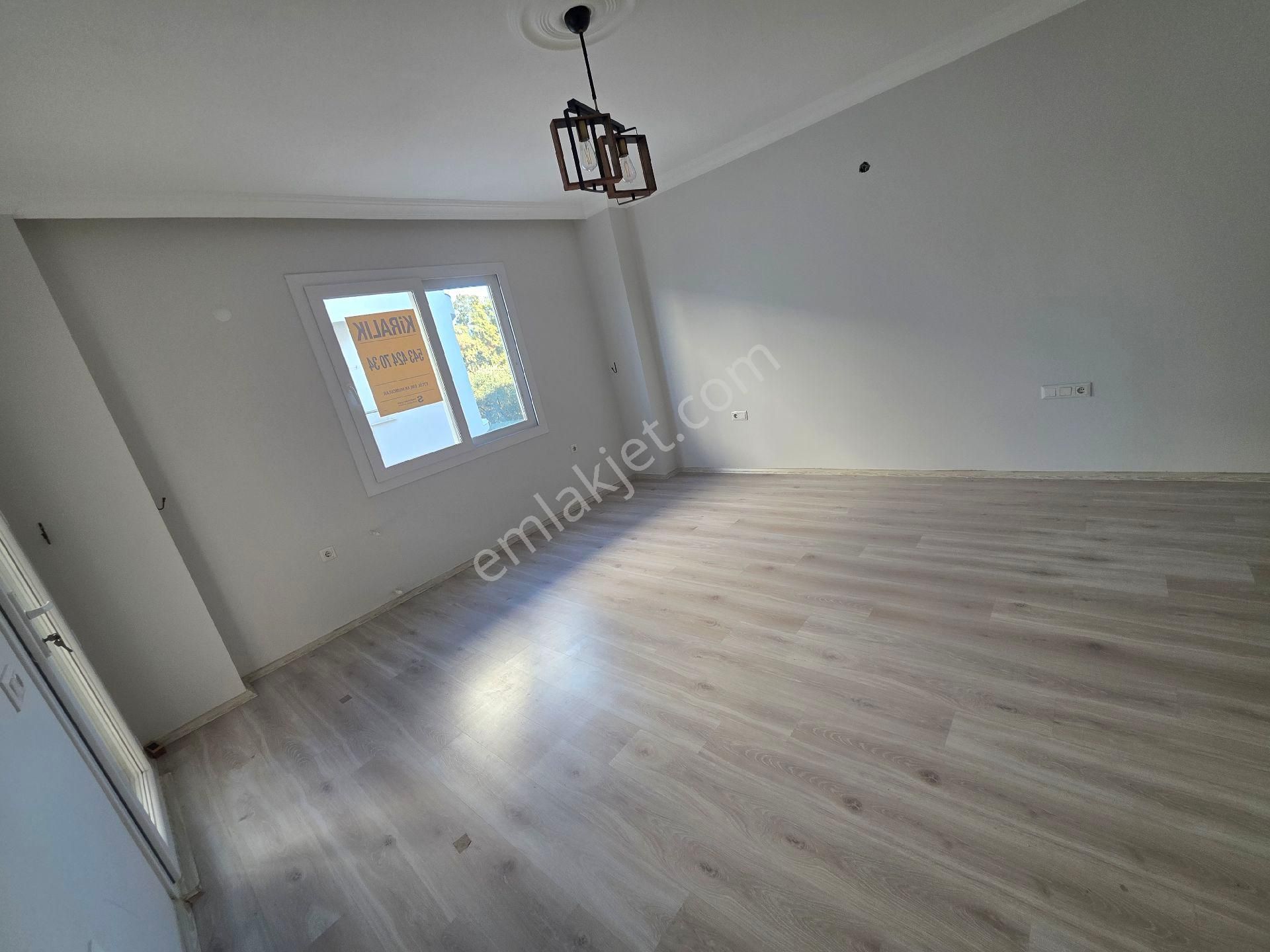 Mumcular Cadde Üzeri Kiralık - Görsel 8