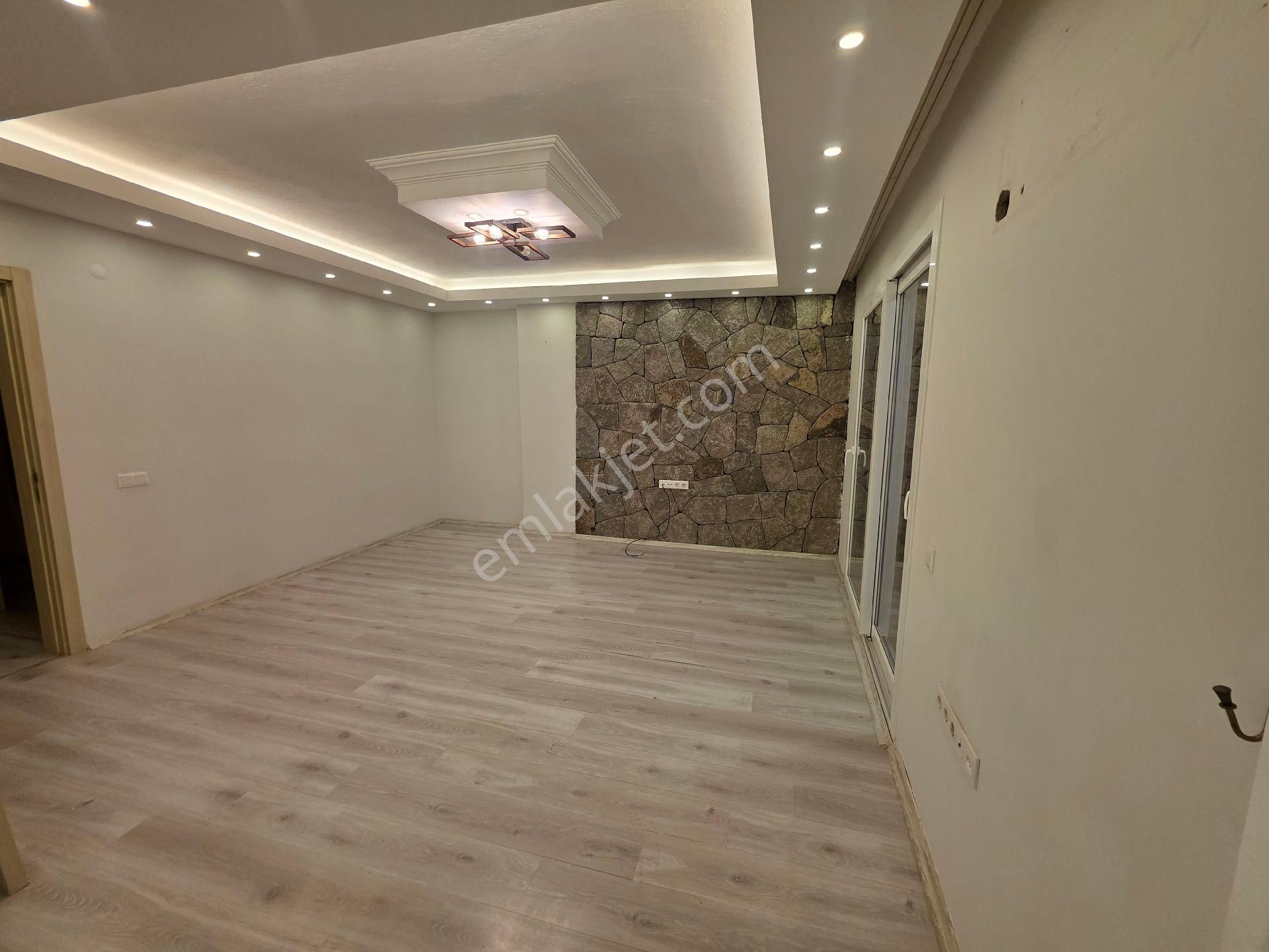 Mumcular Cadde Üzeri Kiralık - Görsel 5