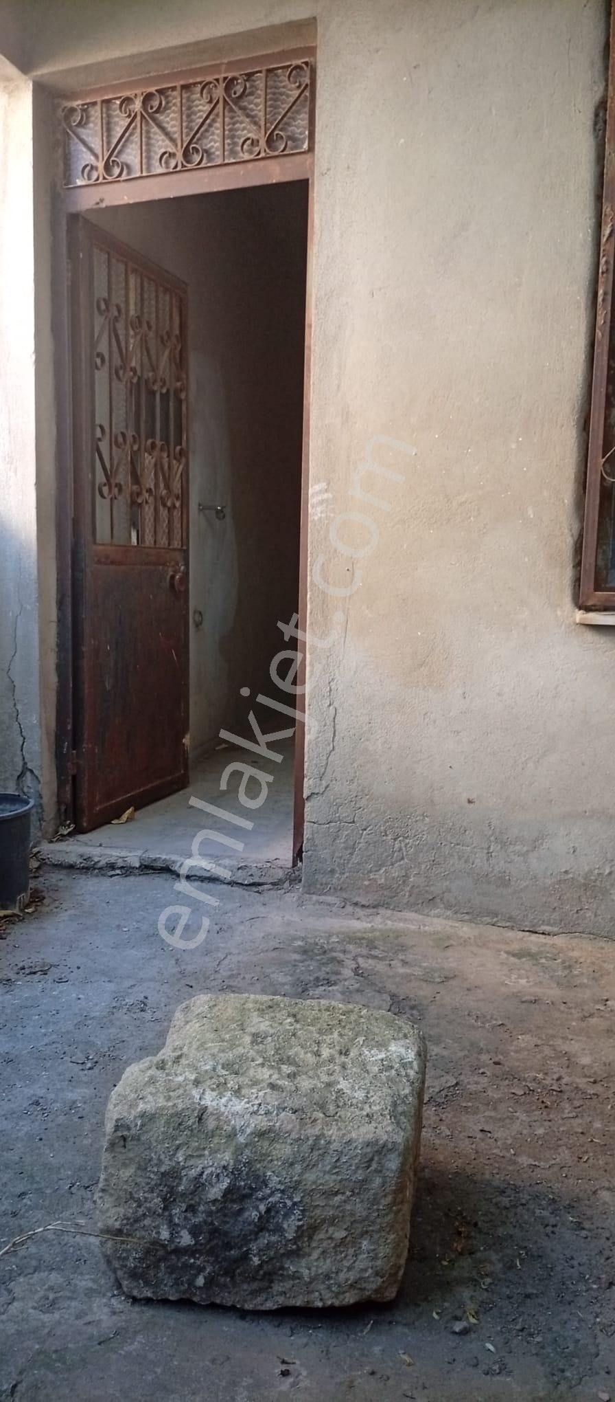 Urla Camiatik Mahallesinde Satılık Müstakil Ev - Görsel 11