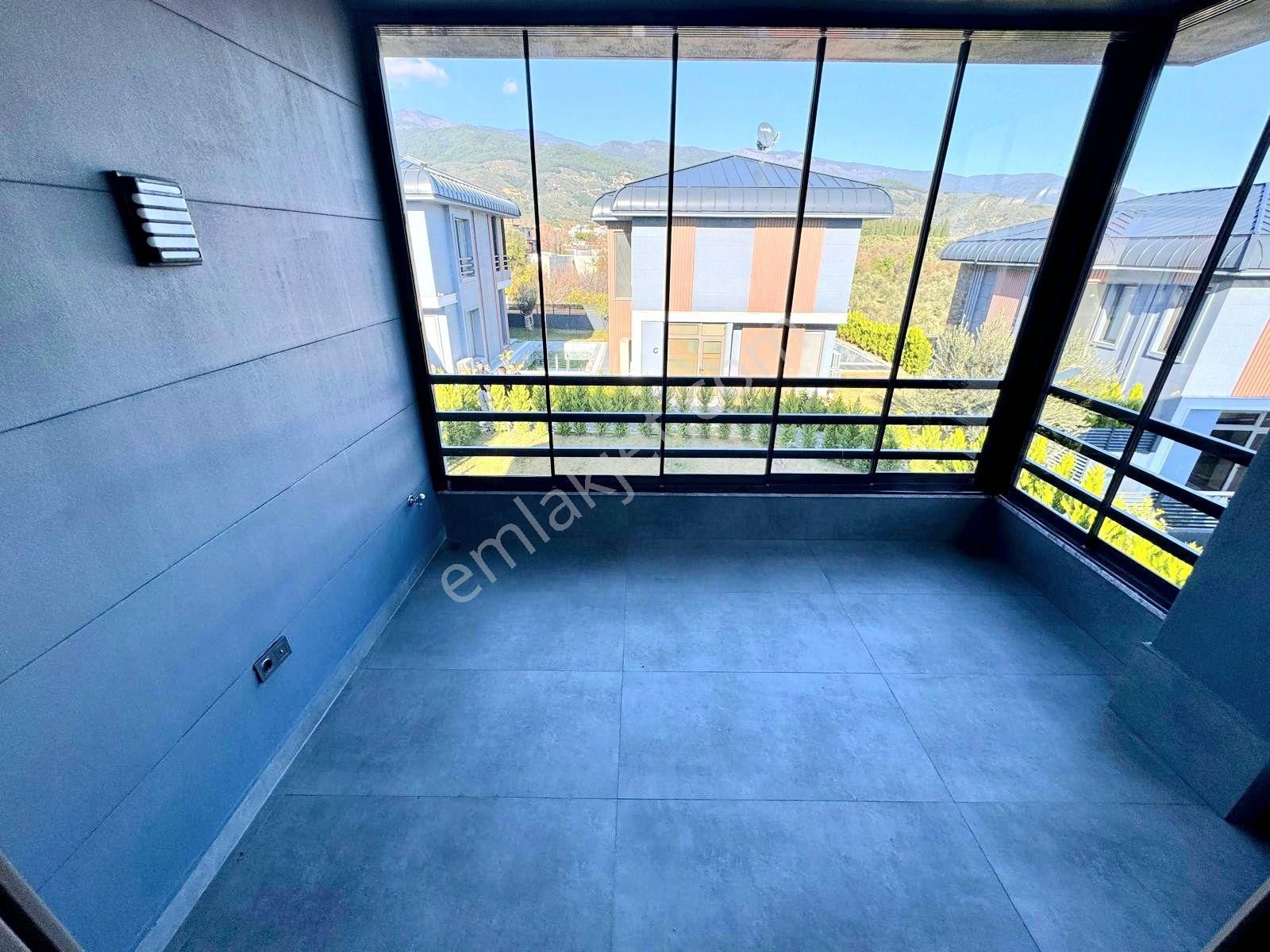 Vahdet'ten Gürede Cennetten Bir Köşe Havuzlu Lüks Tasarım Villa - Görsel 30