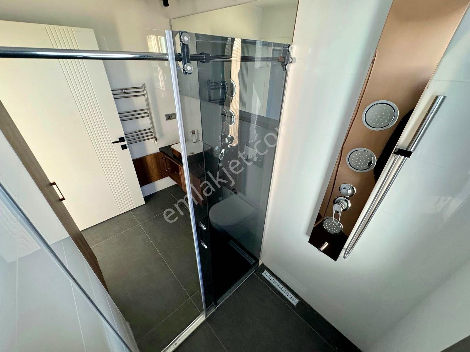 Vahdet'ten Gürede Cennetten Bir Köşe Havuzlu Lüks Tasarım Villa - Görsel 28